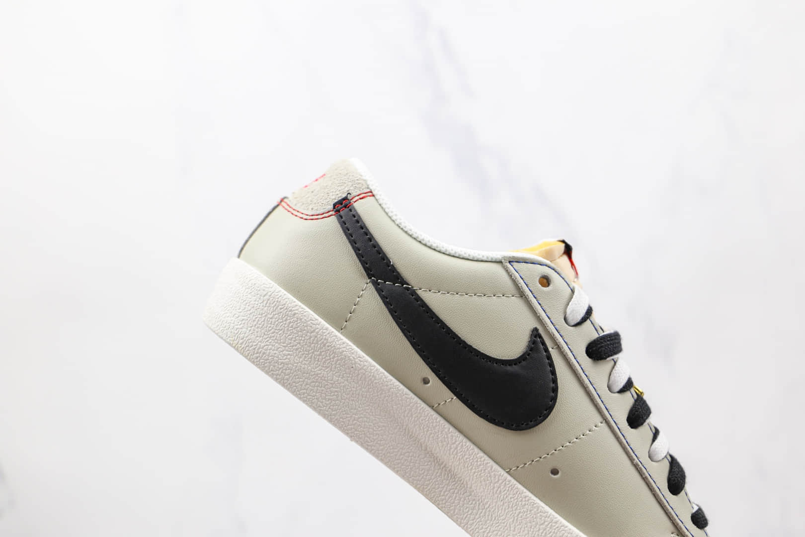 耐克NIKE Blazer LOW 77 PRM纯原版本低帮开拓者阴阳双面黑金灰黑鸳鸯色板鞋原鞋开模一比一打造 货号:DH4370-001
