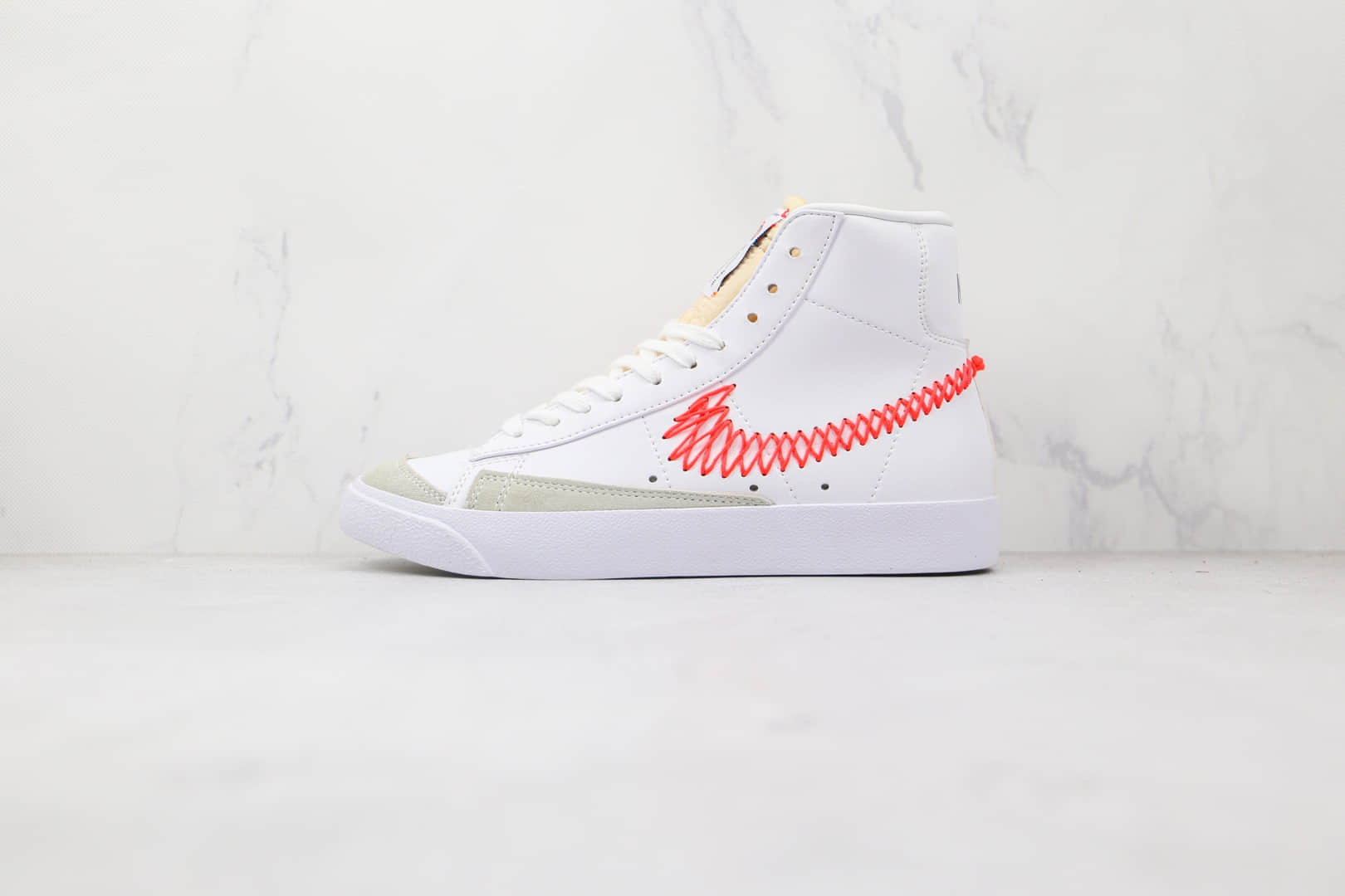 耐克NIKE Blazer MID 77 VNTG纯原版本高帮开拓者拆线勾白红色如意结板鞋原楦头纸板打造 (ID:73538) - 图片1