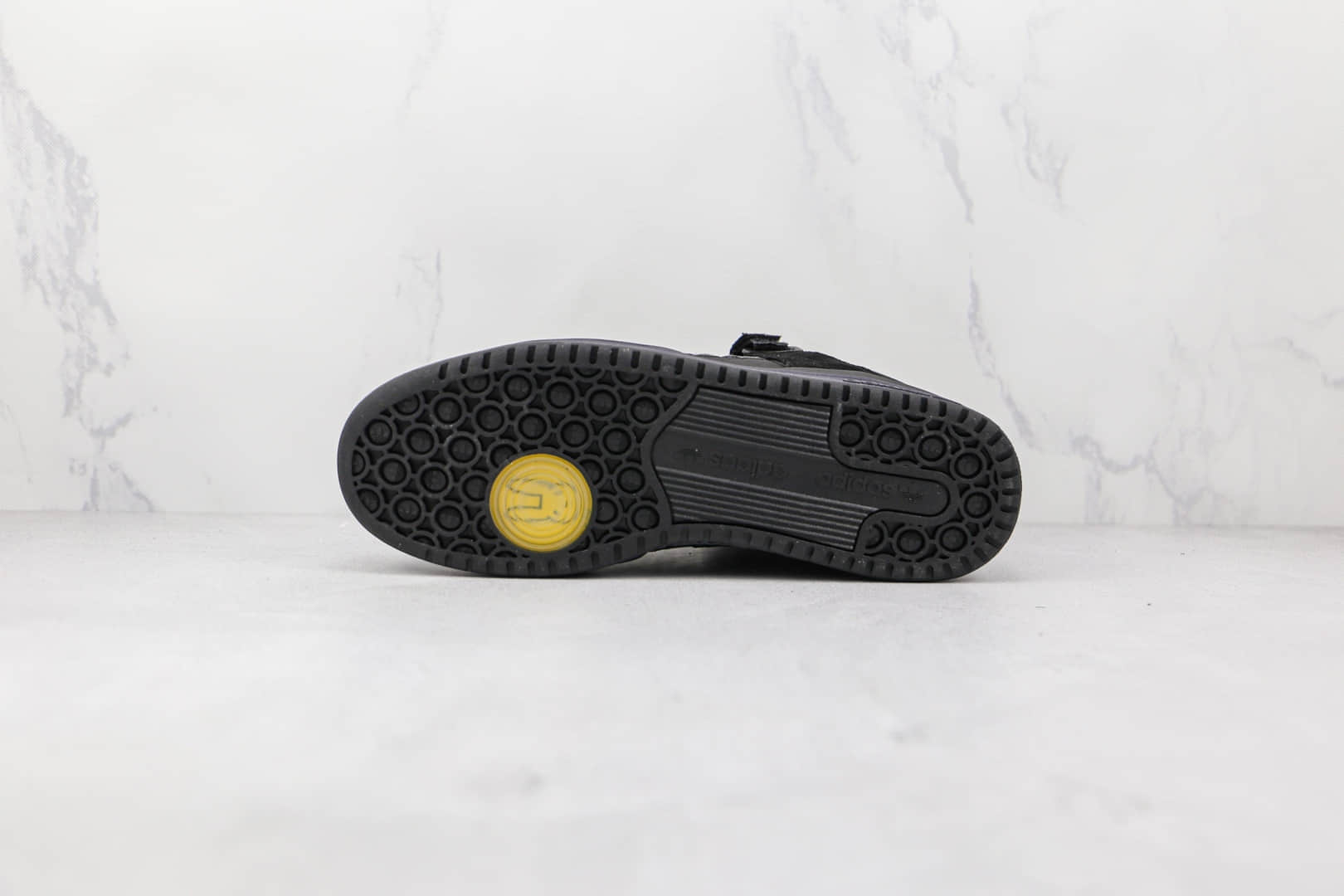 阿迪达斯Adidas Forum Low x Bad Bunny联名款纯原版本低帮黑色黑兔板鞋原档案数据开发 货号:GW5021