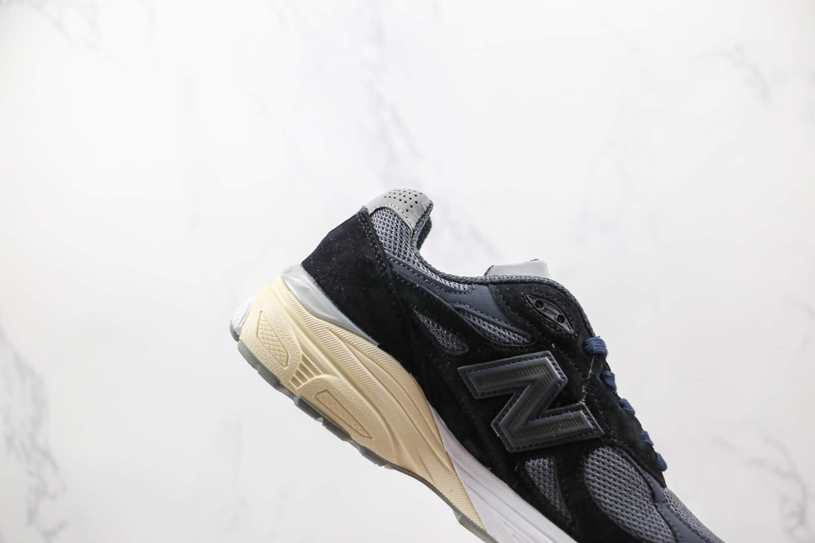 新百伦NEW BALANCE 990 V3纯原版本美产复古藏青色慢跑鞋原楦头纸板打造 货号:M990KI3