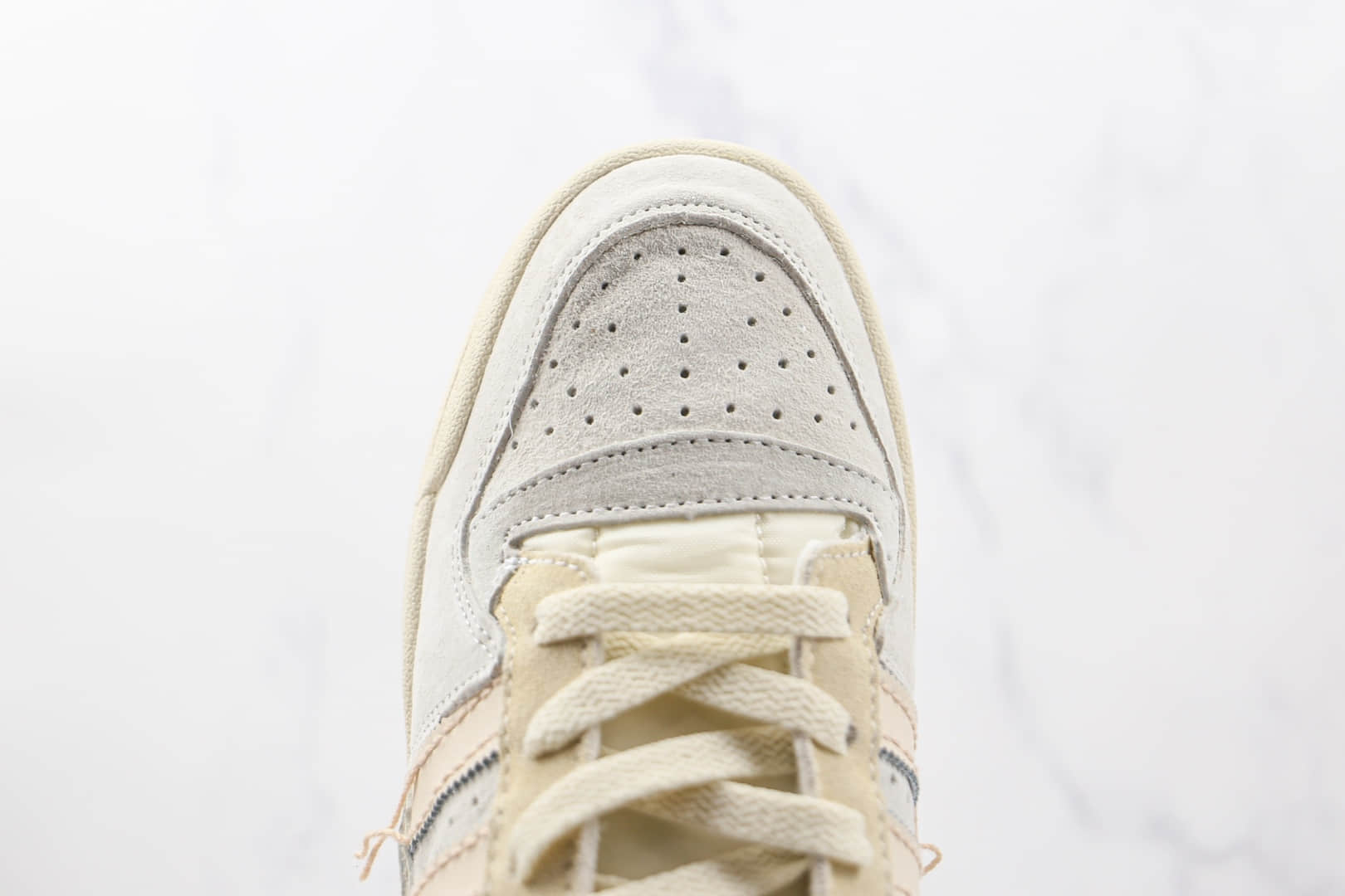 阿迪达斯Adidas Forum 84 Low纯原版本线头米白色复古板鞋原楦头纸板打造 货号:GW0299