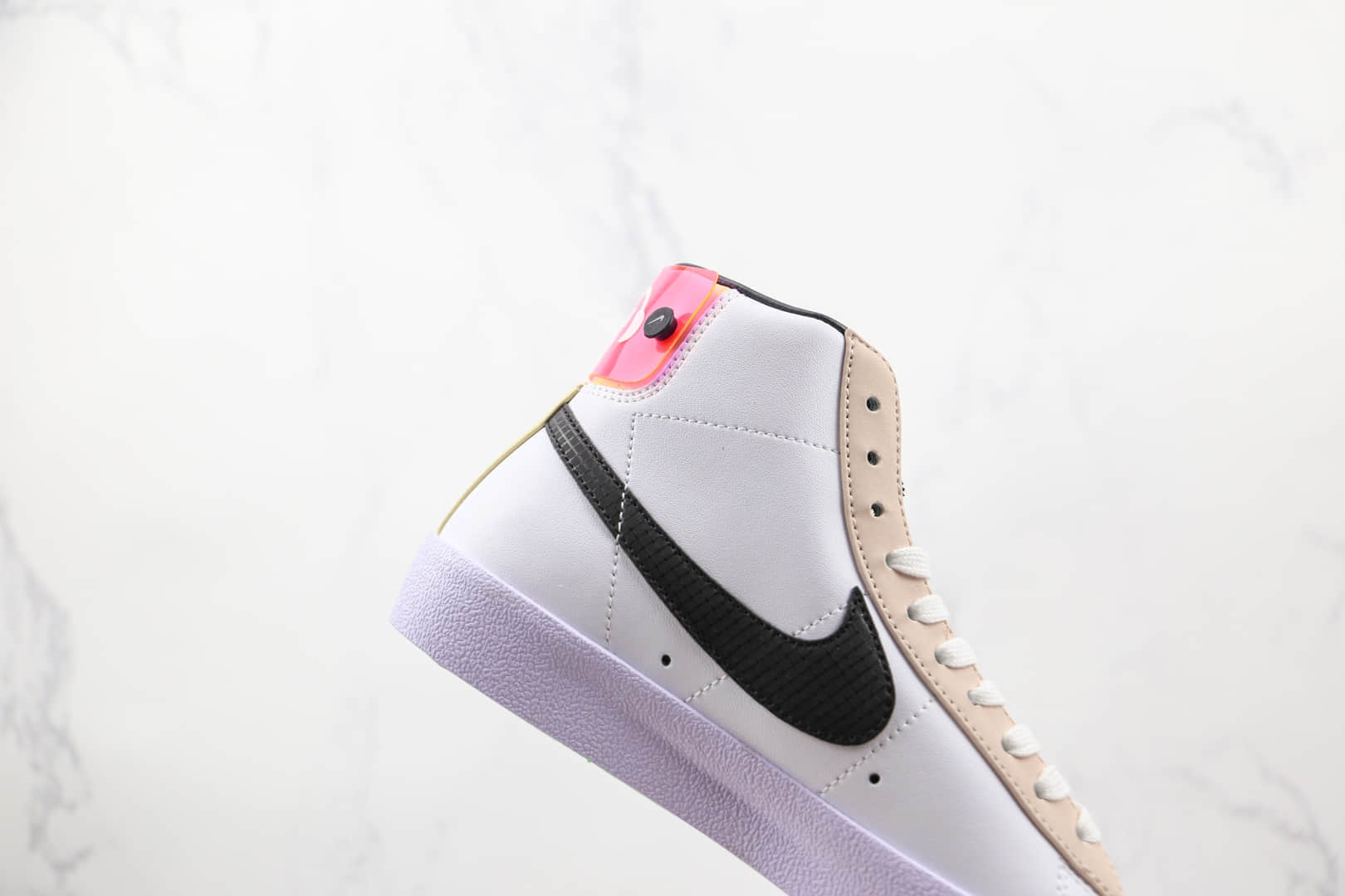 耐克NIKE Blazer MID‘77 VNTG纯原版本中帮开拓者电玩白黑粉色板鞋原盒原标 货号:DO2331-101