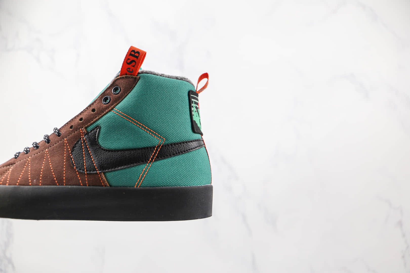 耐克Nike SB Zoom Blazer Mid PRO GT QS纯原版本中帮开拓者加绒绿棕色波敏感内容缝线板鞋原盒原标 货号：DC8903-300