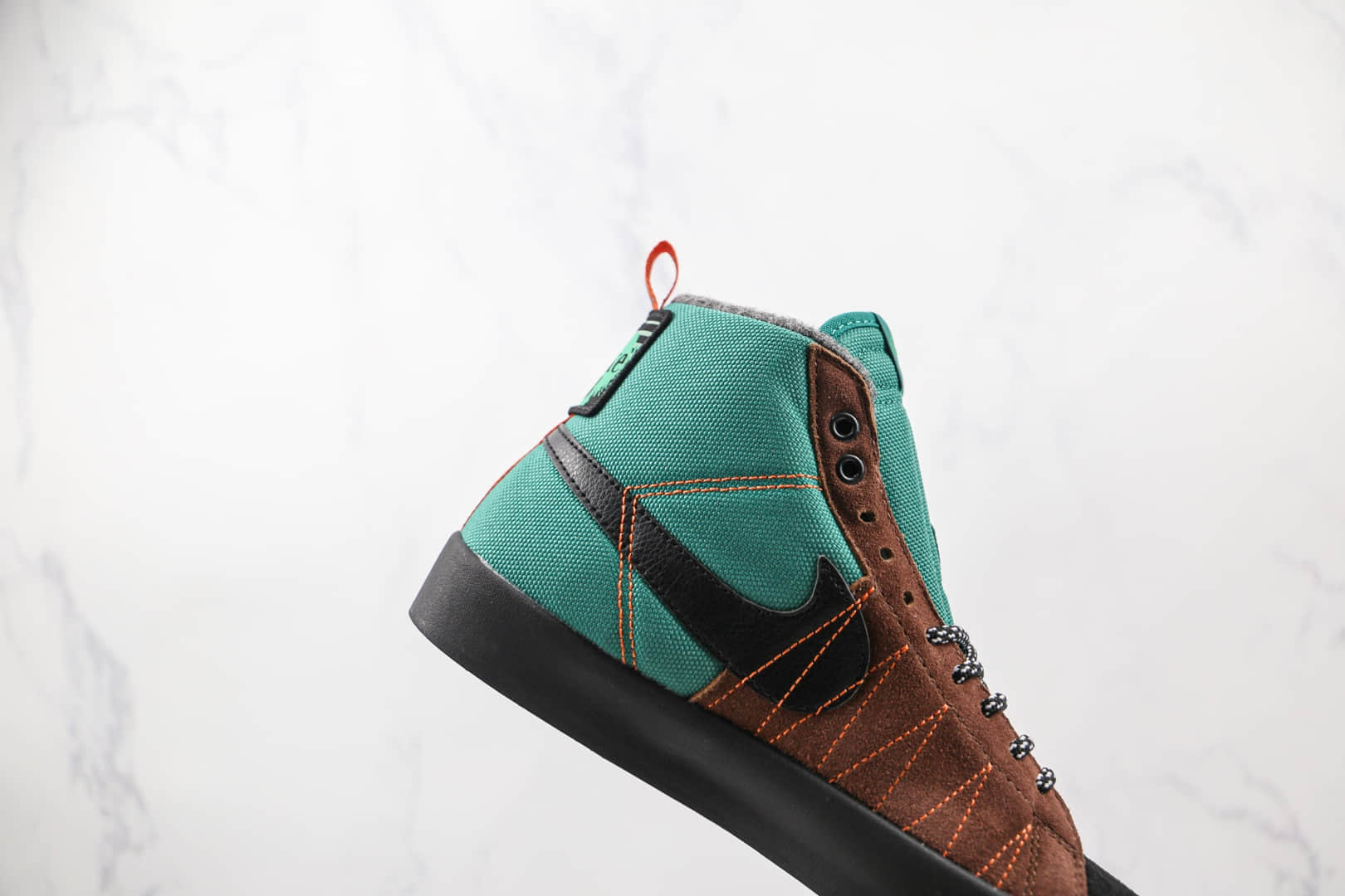 耐克Nike SB Zoom Blazer Mid PRO GT QS纯原版本中帮开拓者加绒绿棕色波敏感内容缝线板鞋原盒原标 货号：DC8903-300