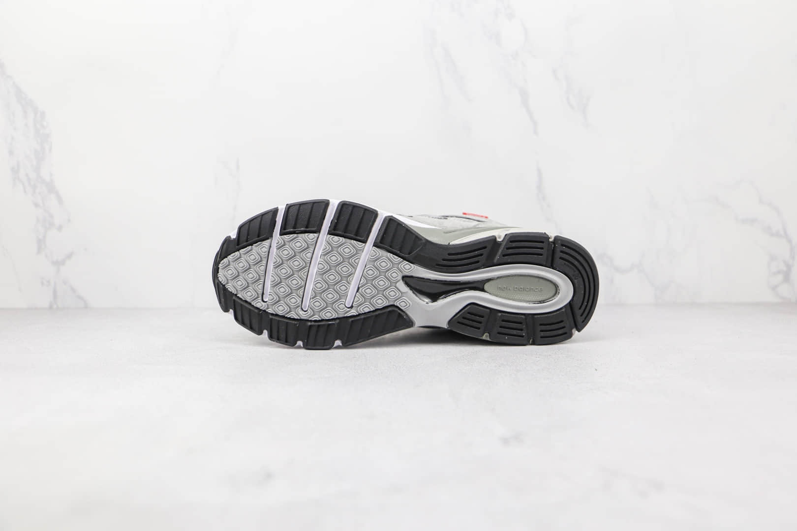 新百伦New Balance 990V4纯原版本灰色NB990v4复古老爹鞋原楦头纸板打造 货号:M990VS4