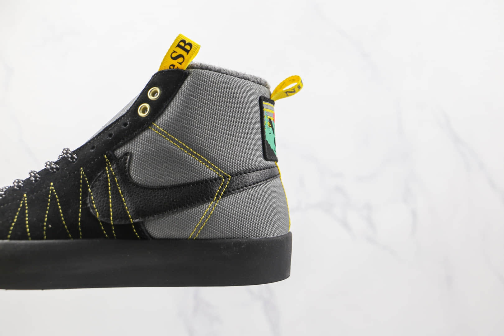 耐克Nike SB Zoom Blazer Mid PRO GT QS纯原版本中帮开拓者加绒黑灰色拼色波敏感内容缝线板鞋原盒原标 货号:DC8903-001