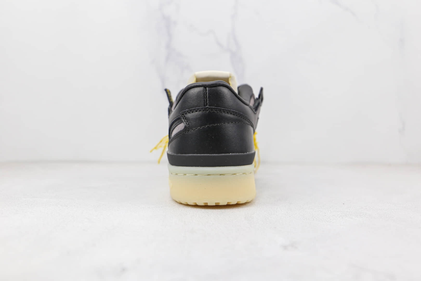 阿迪达斯Adidas Forum 84 Low OG纯原版本三叶草forum84黑敏感内容线头板鞋原楦头纸板打造 货号：FZ3773