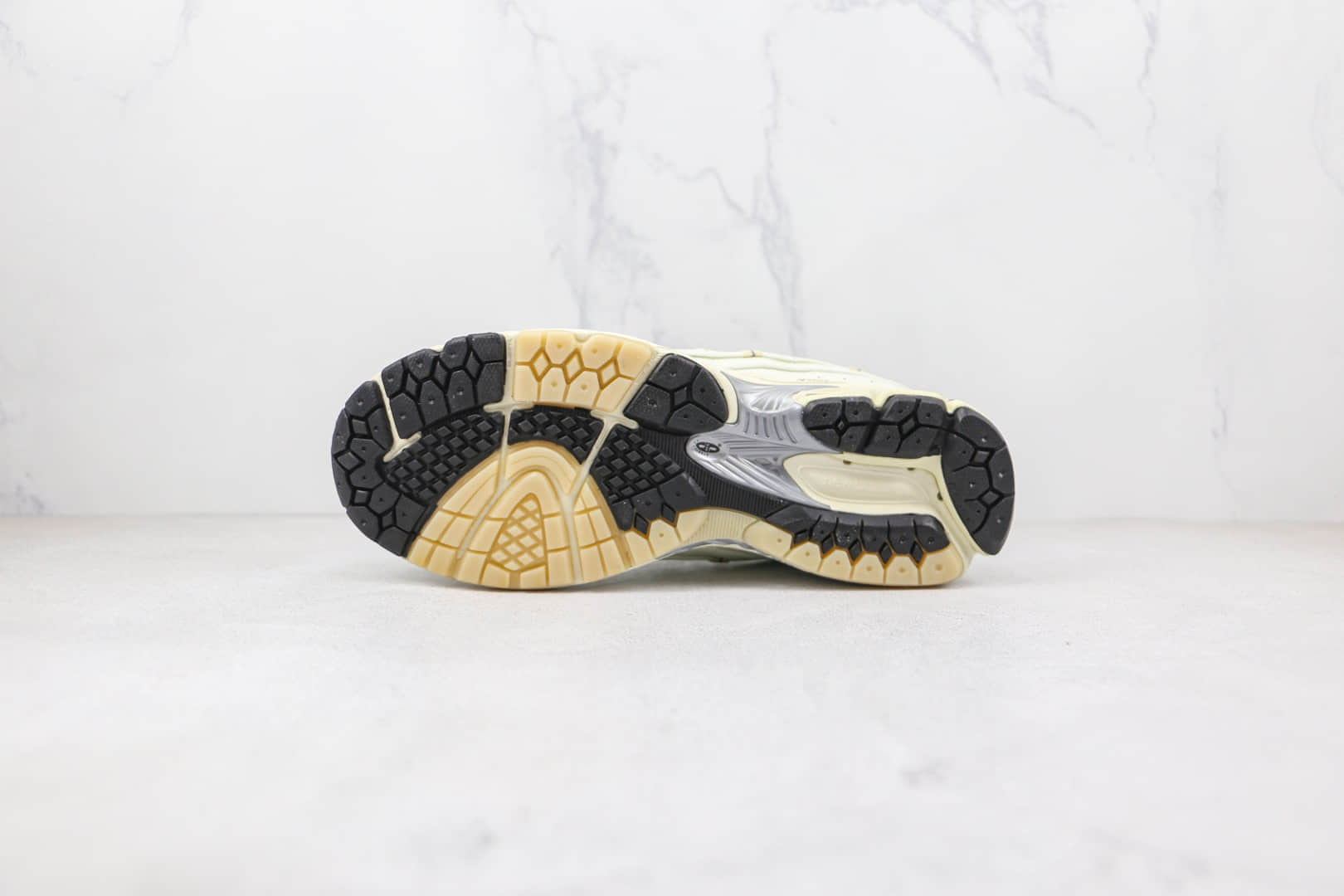 新百伦New balance 2022R unik纯原版本米白色nb2002复古老爹鞋原楦头纸板打造 货号:ML2002RX