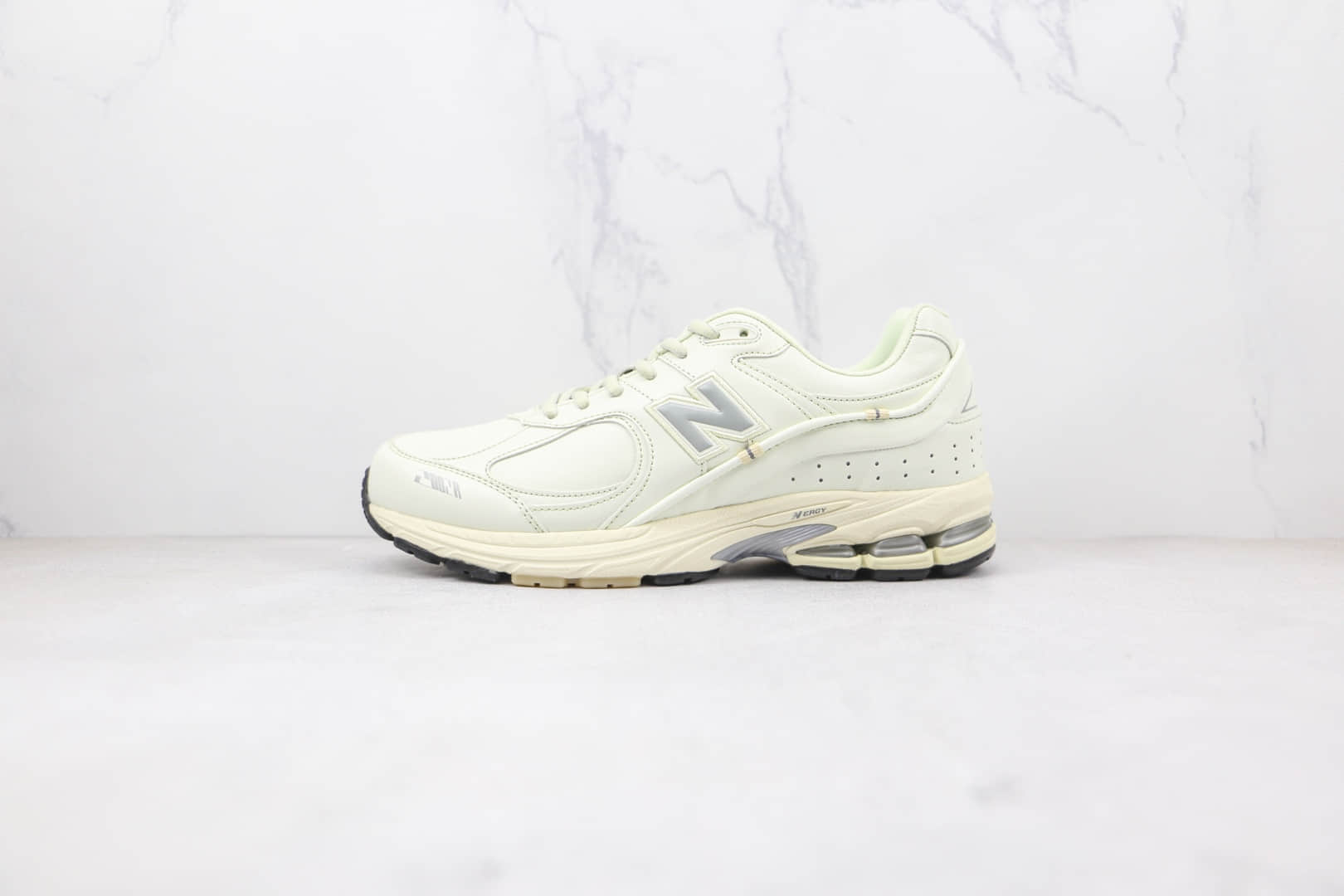 新百伦New balance 2022R unik纯原版本米白色nb2002复古老爹鞋原楦头纸板打造 货号:ML2002RX