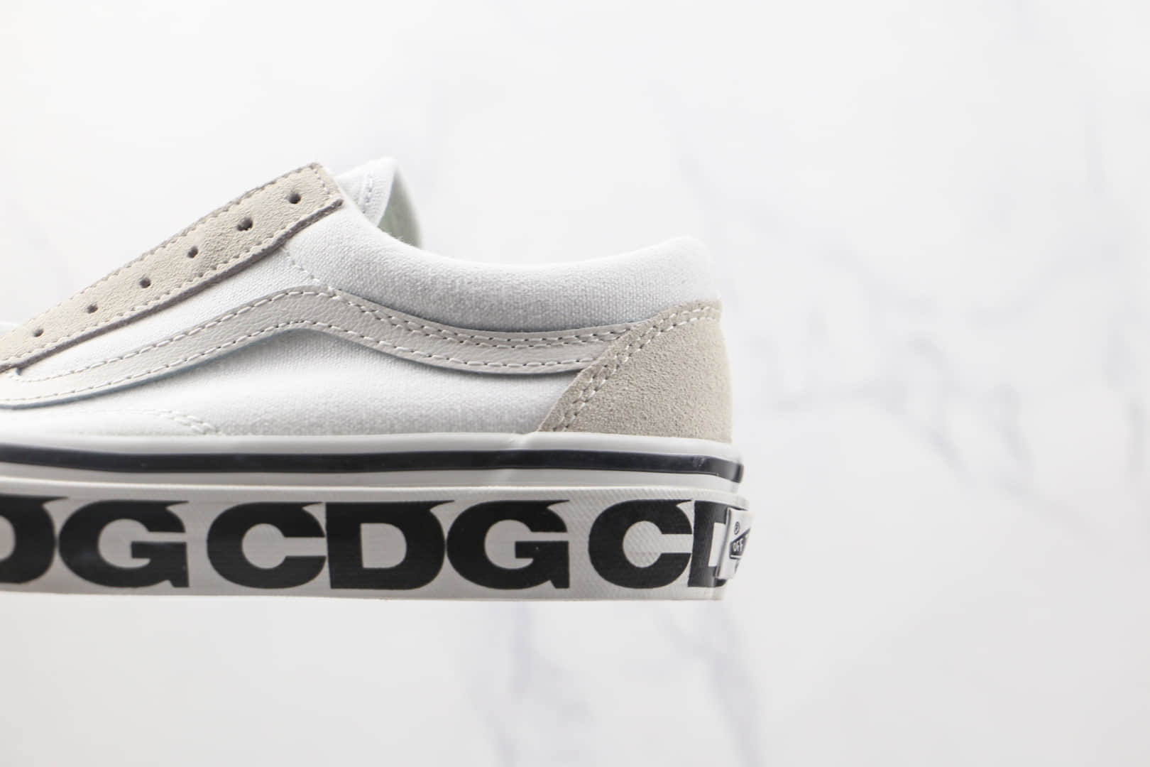 万斯Vans Old Skool COMME des GARÇONS x 敏感内容G联名款公司级版本黑白色硫化帆布鞋原盒原标