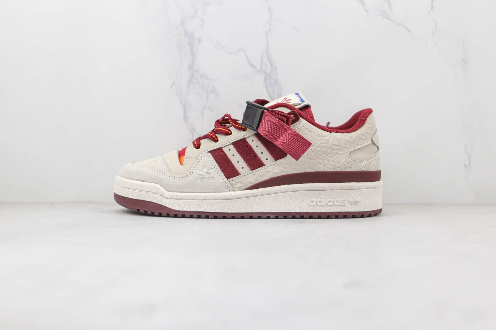 阿迪达斯Adidas originals Forum 84 low纯原版本白酒红色Forum魔术贴印花板鞋原档案数据开发 货号:GX8866