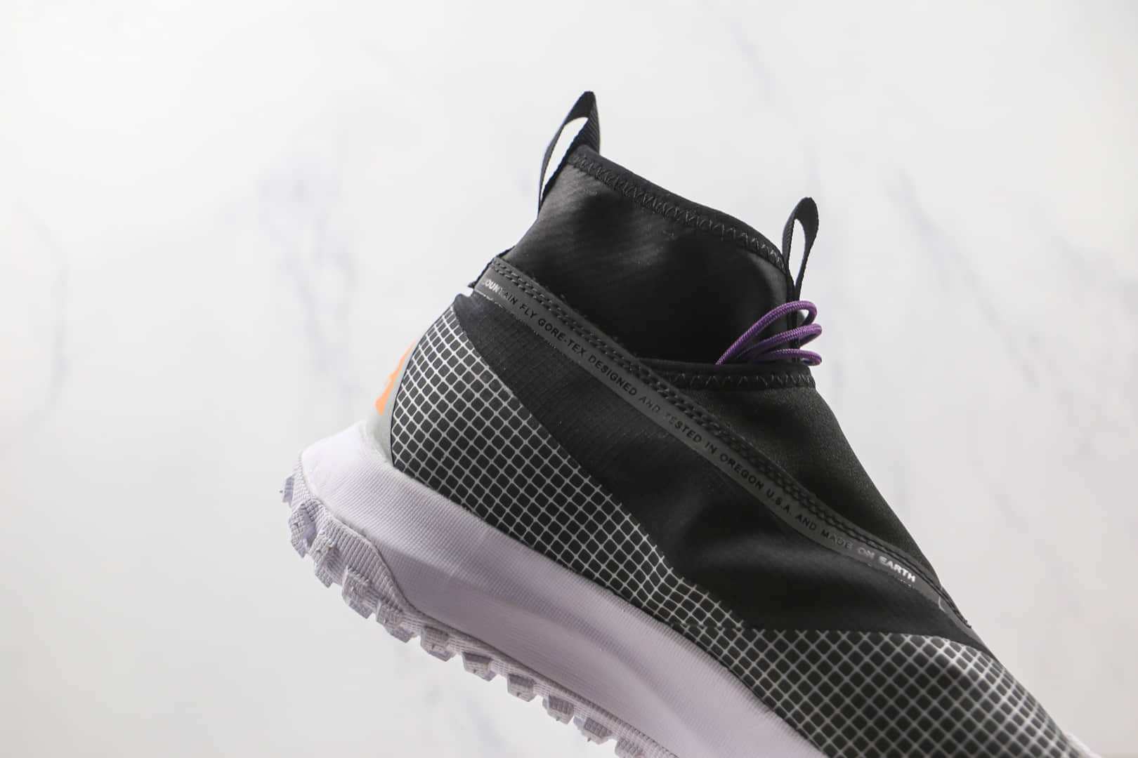耐克Nike ACG Mountain Fly Gore-tex纯原版本黑白色ACG户外徒步登山鞋原楦头纸板打造 货号:CT2904-001