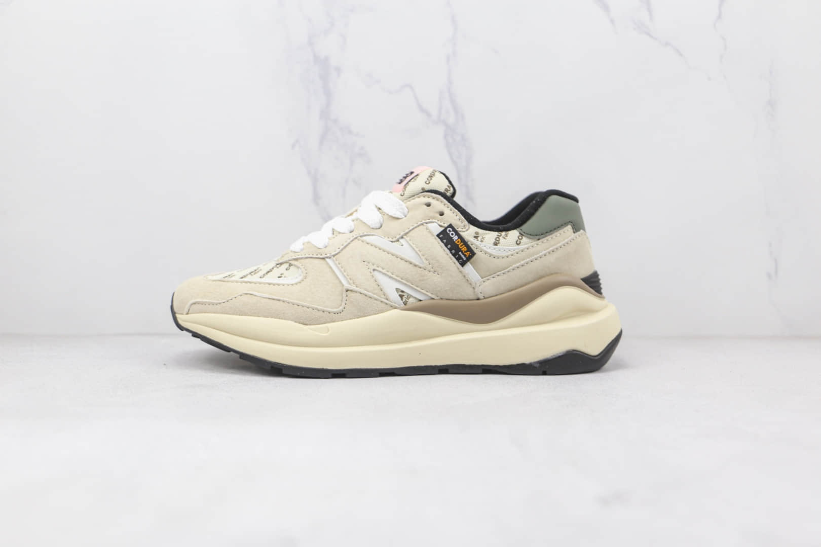 新百伦New Balance 5740纯原版本米色字母复古NB5740慢跑鞋原盒原标原楦头纸板打造 (ID:80410) - 图片1