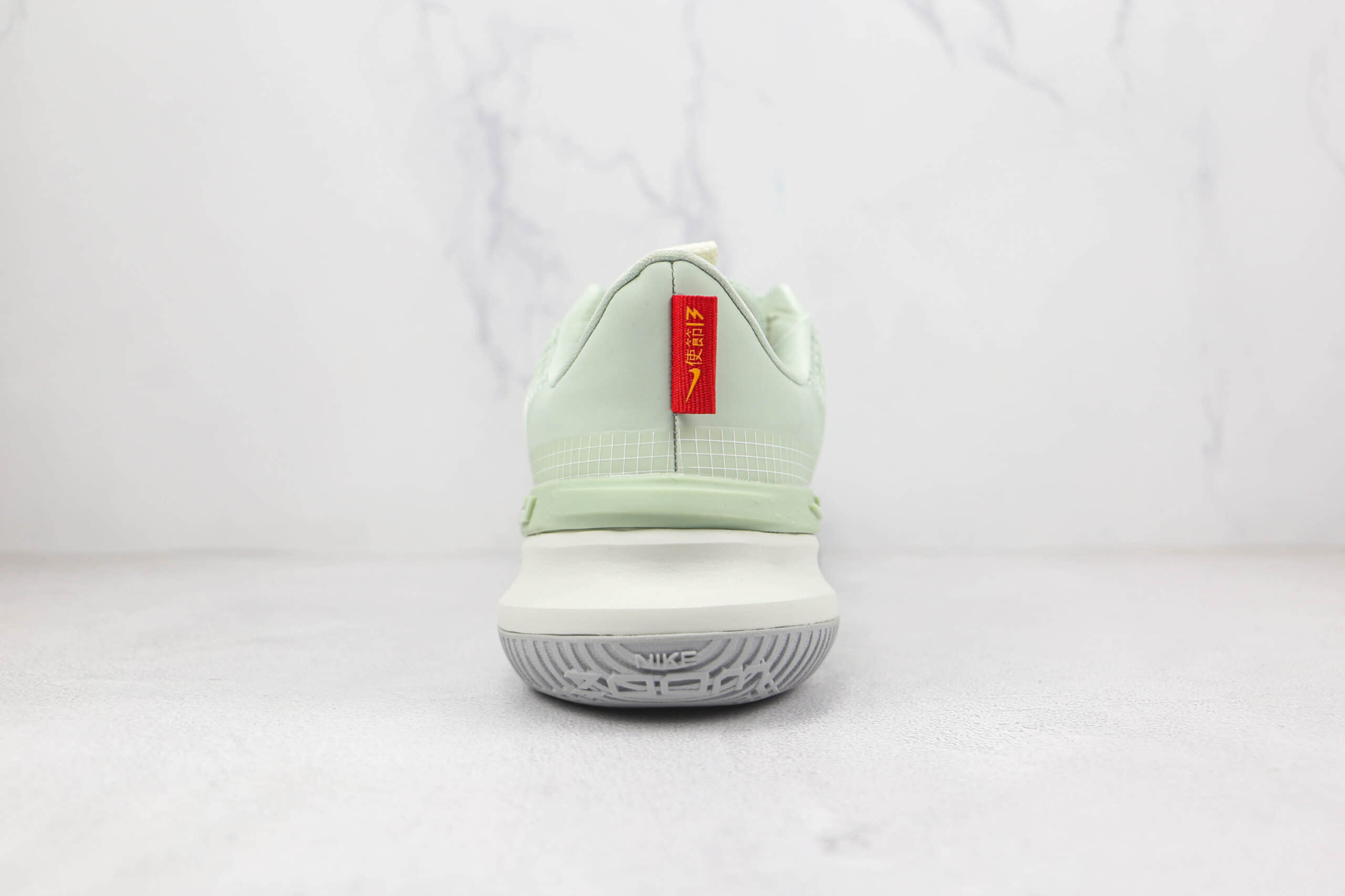 耐克NIKE A敏感内容ASSADOR XIII纯原版本詹姆士使节13玉玺配色篮球鞋内置气垫支持实战 货号：CQ9329-300