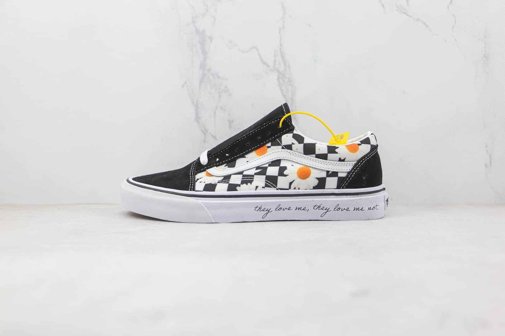 万斯Vans Old Skool公司级版本低帮黑白棋盘格小雏菊帆布鞋原盒原标 货号:VN0A5KRFB0B