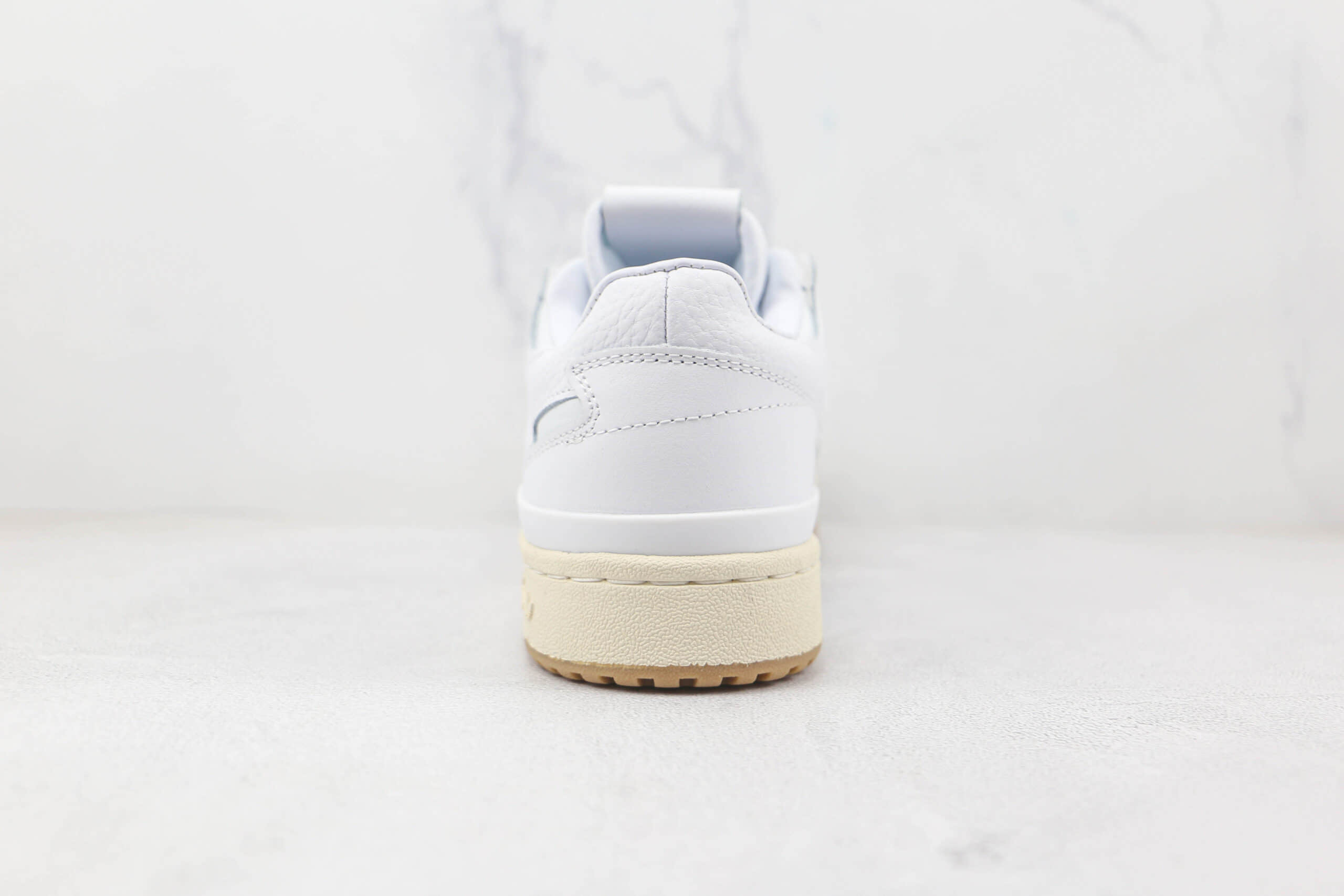 阿迪达斯Adidas originals Forum 84 low纯原版本白蓝色forum84复古板鞋原档案数据开发 货号:H04903