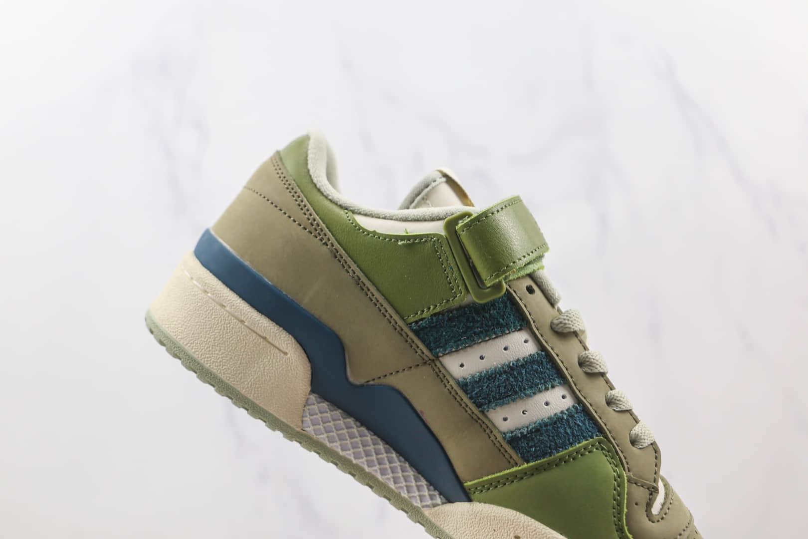 阿迪达斯adidas originals Forum 84 low纯原版本草绿色凯尔特人Forum84复古板鞋原楦头纸板打造 货号:GX4545