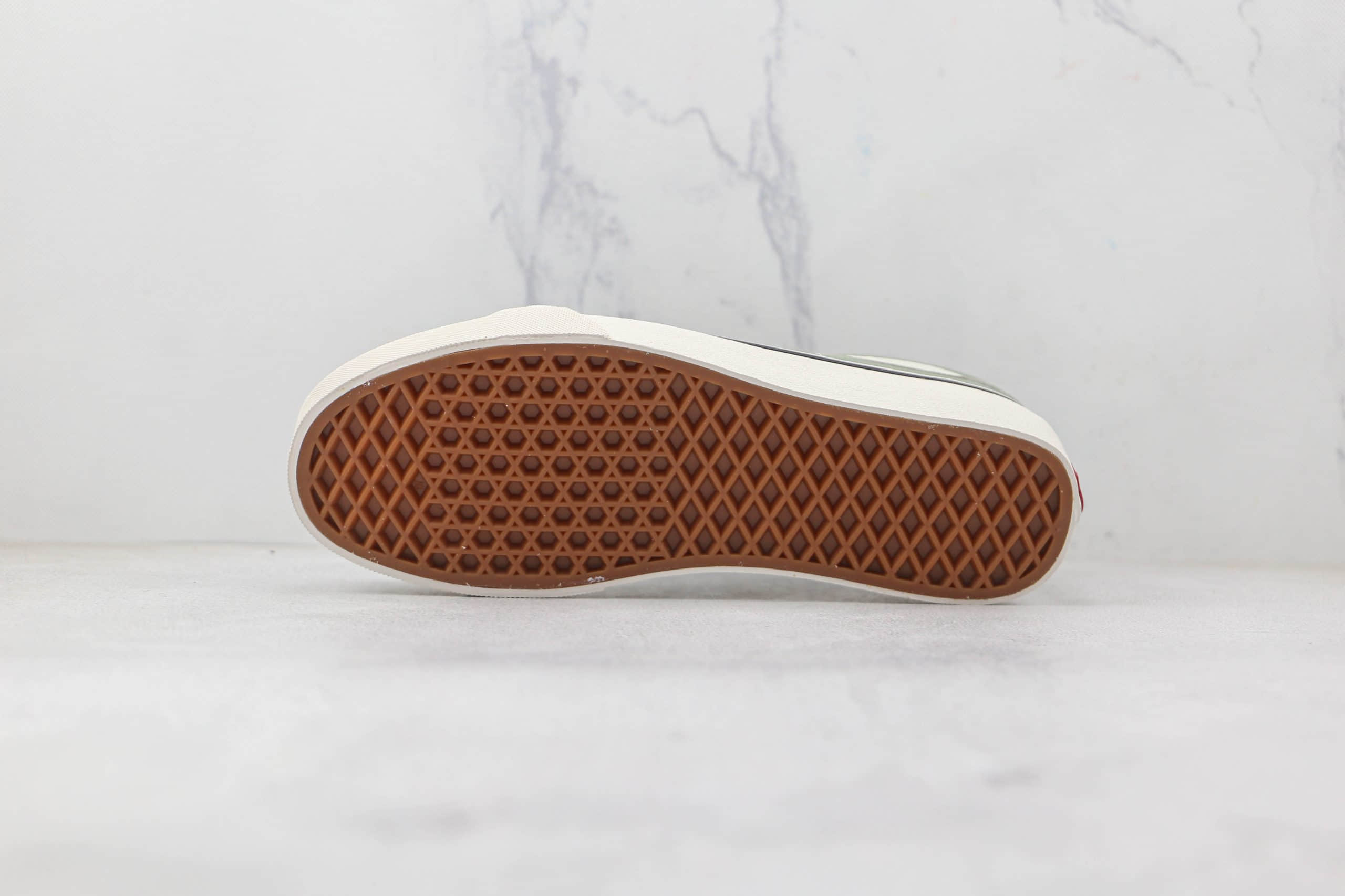 万斯Vans Sk8-Low公司级版本余文乐同款薄荷绿硫化帆布鞋原盒原标原楦头纸板打造 货号:VN0A4UWIB82