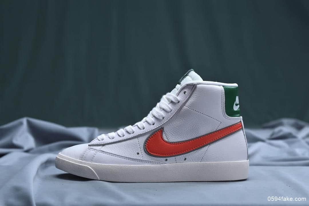 耐克Stranger Things x Cortez “Hawkins High”开拓者联名怪奇物语联名复古高帮休闲板鞋 货号:CJ6106-100