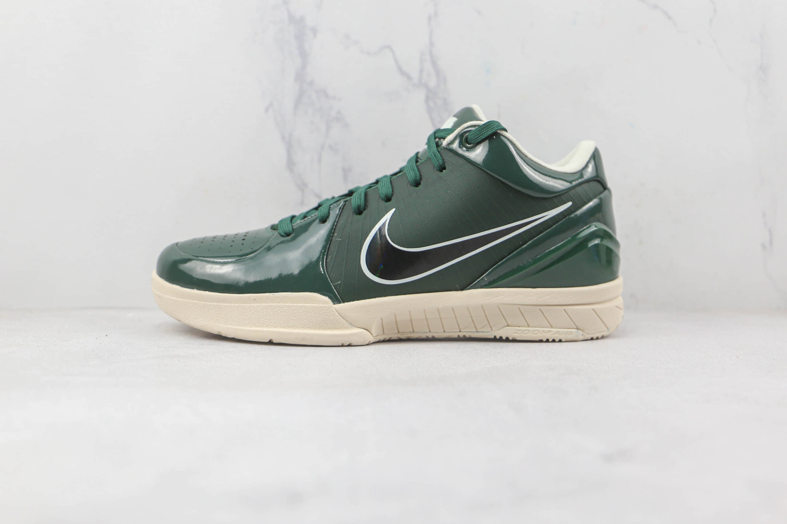 耐克Nike Zoom KOBE 4 x Undefeated联名款纯原版本科比4代暗夜绿实战篮球鞋原鞋开模支持实战 (ID:83225) - 图片1