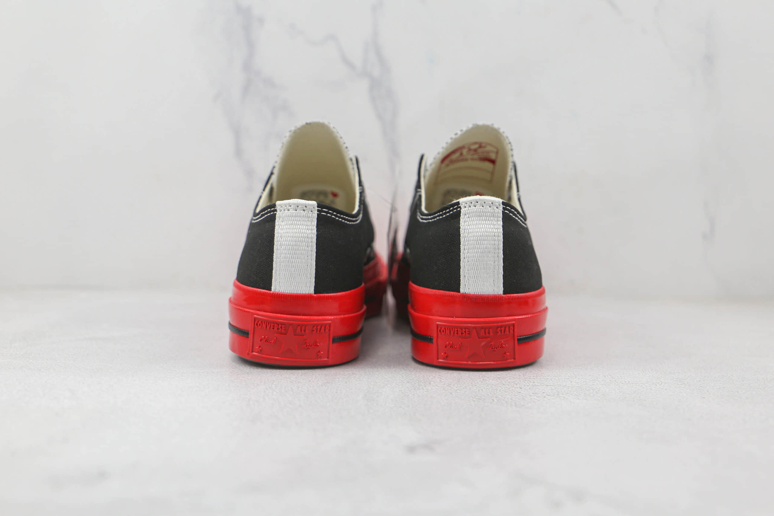 匡威Converse Chuck Taylor 1970s x 敏感内容G联名款公司级版本川久保玲低帮黑红色硫化板鞋原楦头纸板打造