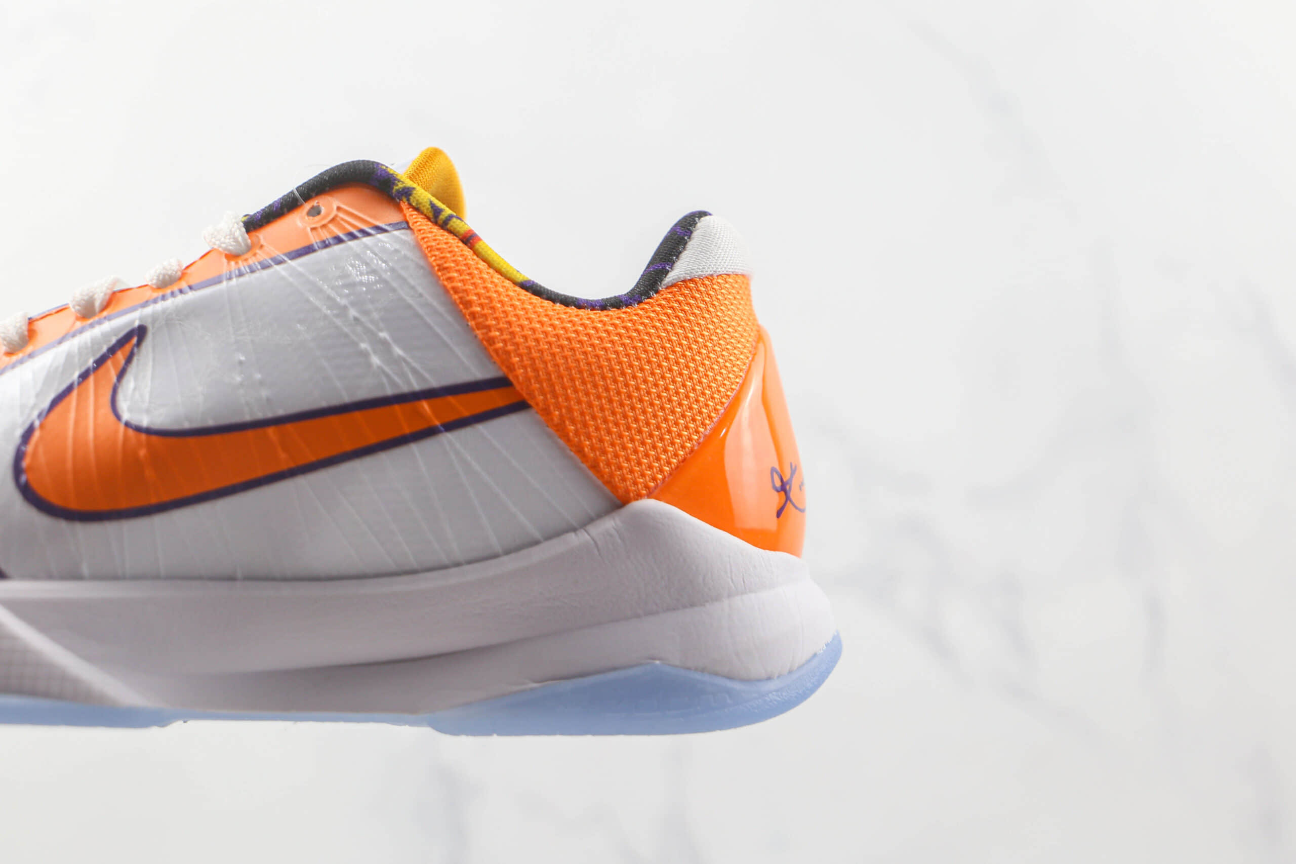 耐克Nike Kobe 5 Protro Chaos纯原版本科比5代白桔色实战篮球鞋原鞋开模一比一打造 货号：敏感内容4991-106