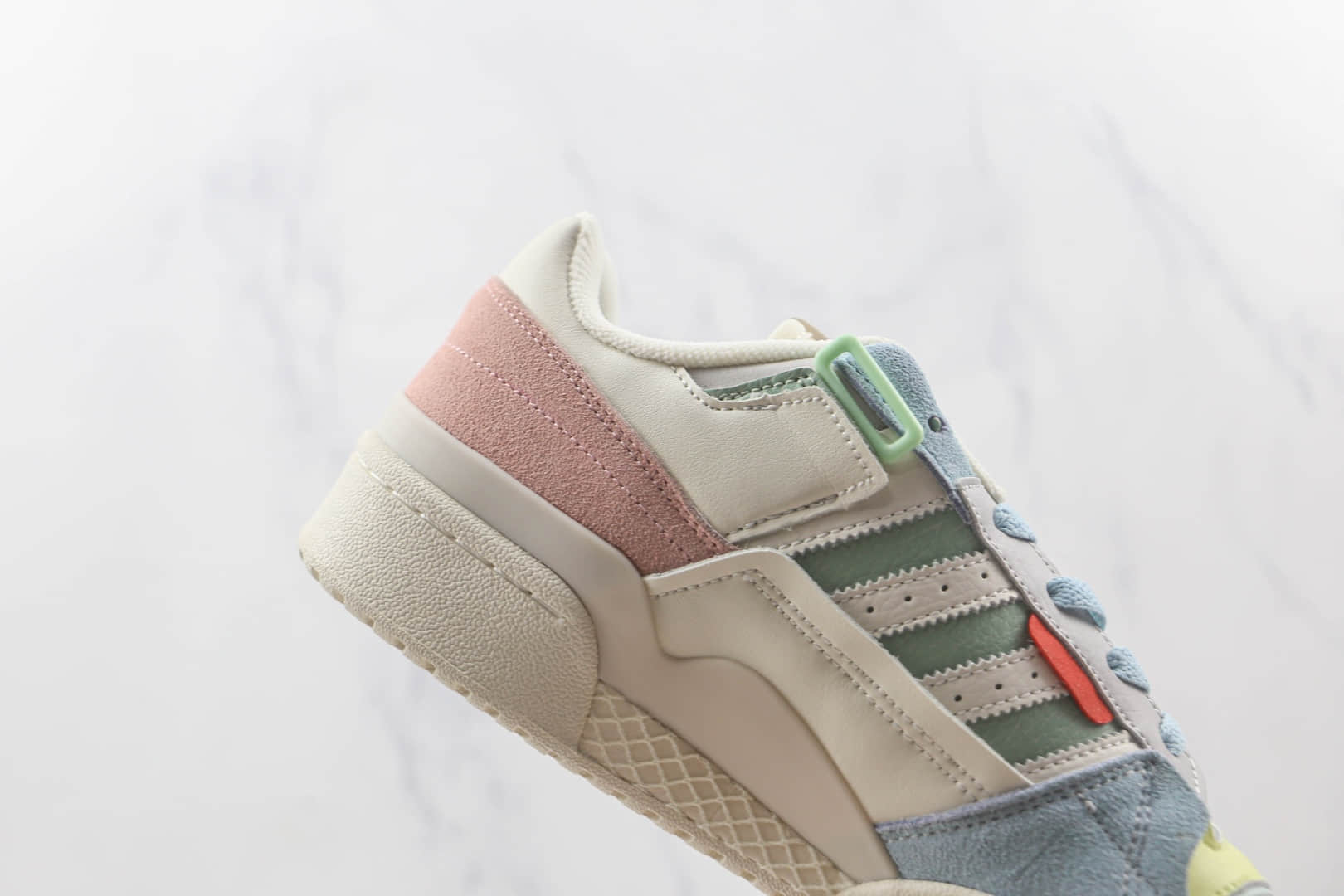 阿迪达斯Adidas originals Forum 84 low纯原版本低帮复古Forum84魔术贴板鞋原档案数据开发 货号:GX4587