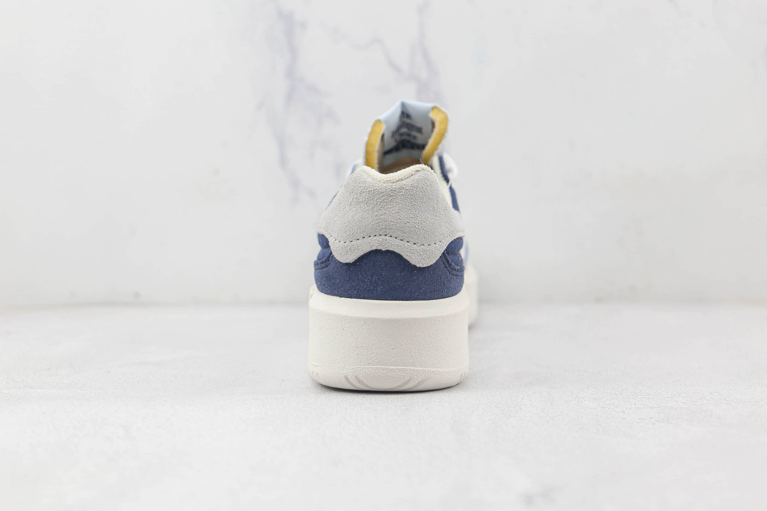 新百伦New Balance CT302纯原版本复古NB302白蓝板鞋原楦头纸板打造 货号：CT302敏感内容
