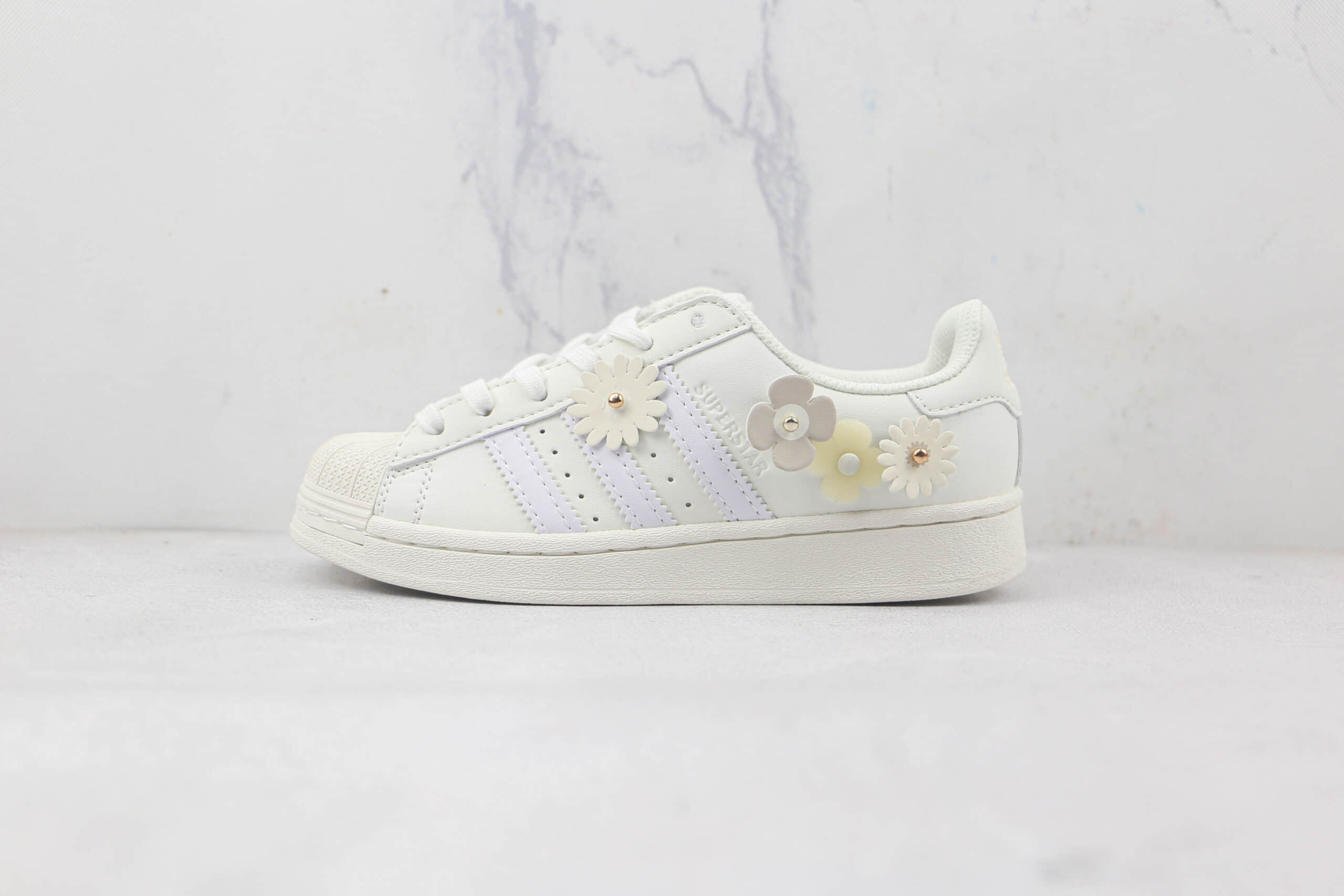 阿迪达斯Adidas Originals Superstar纯原版本三叶草贝壳头小花板鞋原档案数据开发 (ID:85199) - 图片1