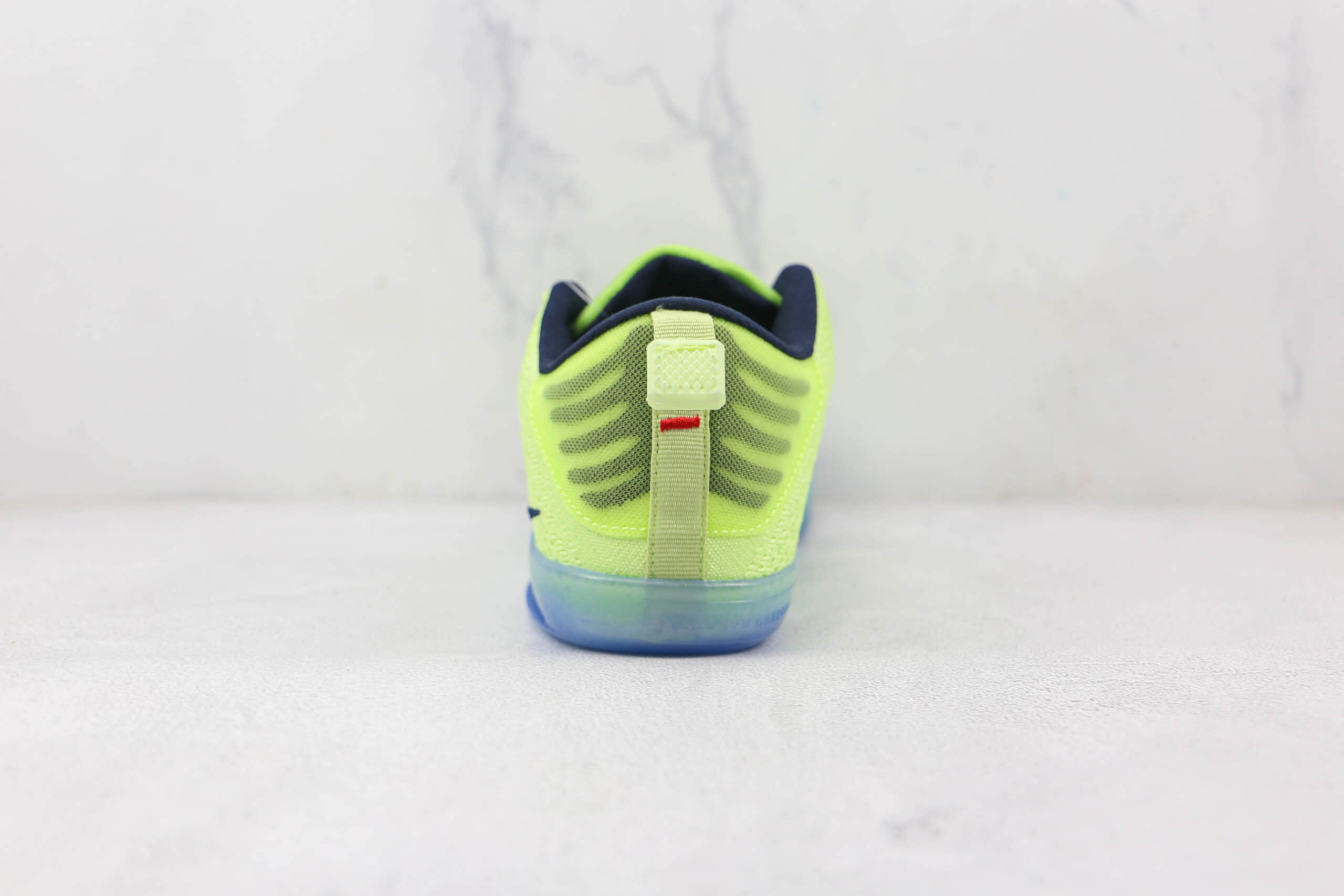 耐克Nike Kobe 11 Low 4KB Liquid Lime纯原版本科比11代毒液配色篮球鞋原楦头纸板打造 货号:824463-334