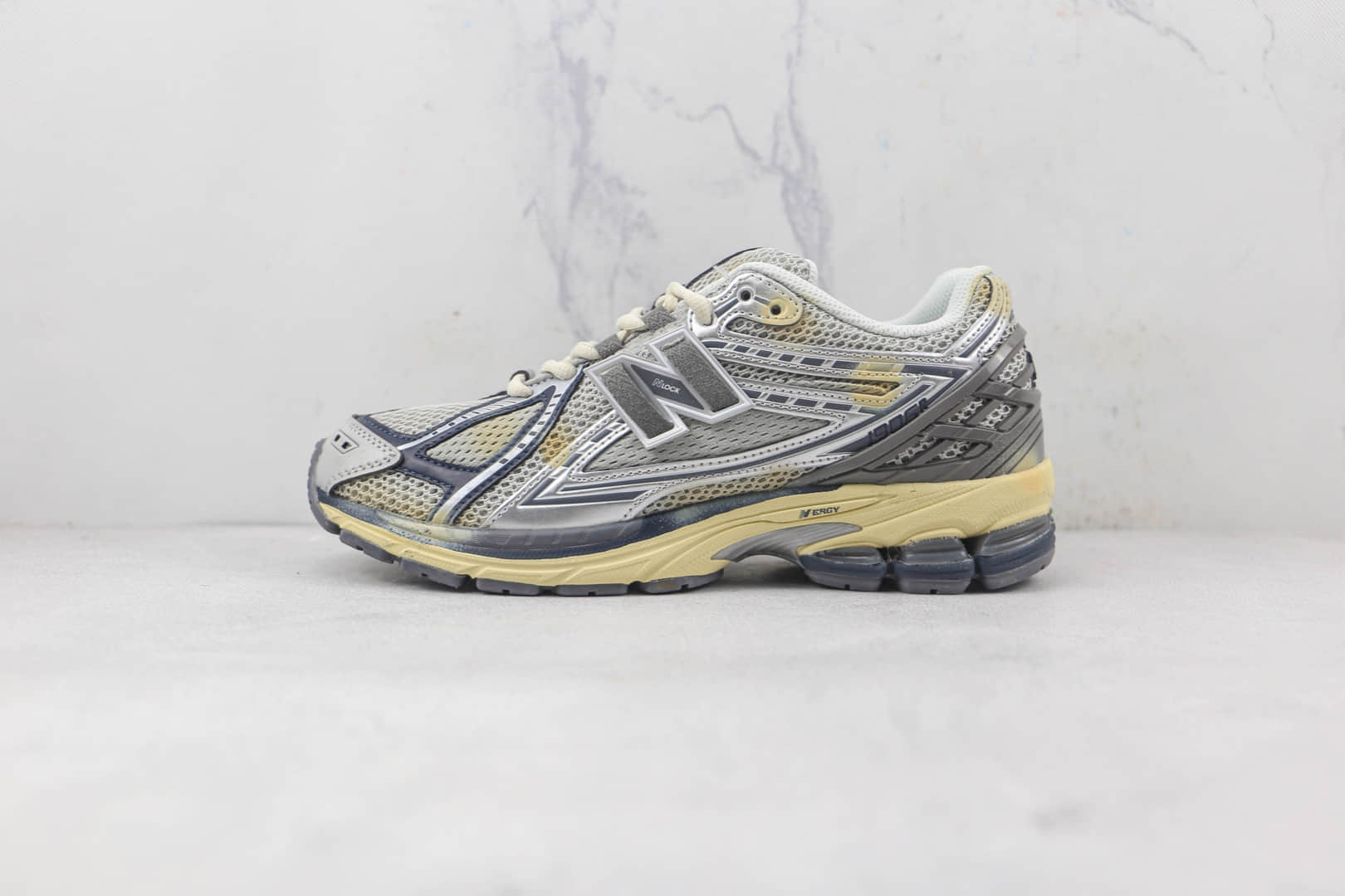 新百伦New Balance 1906天花板NB1906纯原复刻复古慢跑鞋原档案数据开发 货号:M1906RTI