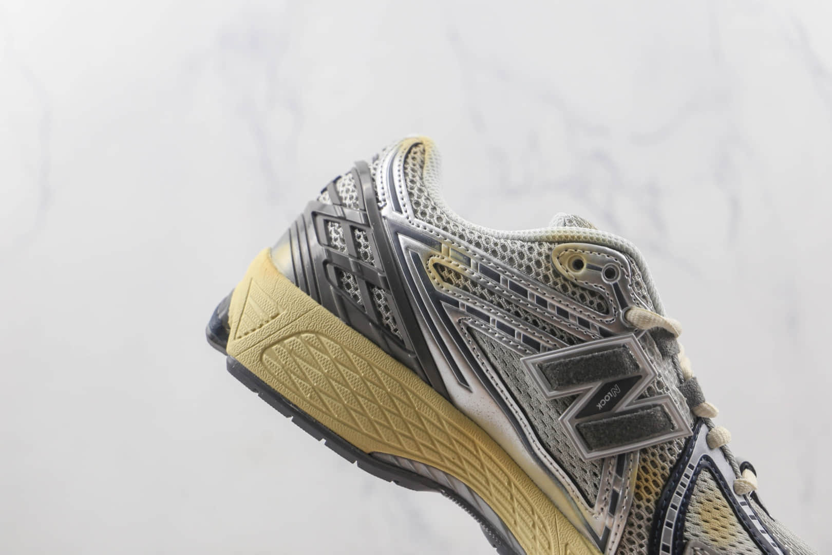 新百伦New Balance 1906天花板NB1906纯原复刻复古慢跑鞋原档案数据开发 货号:M1906RTI