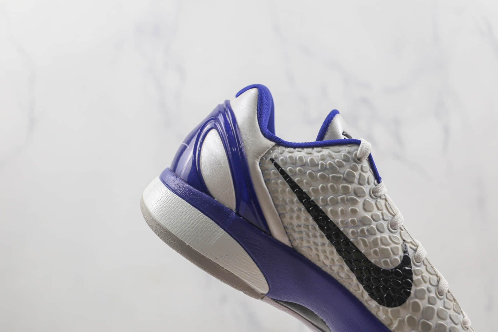 耐克Nike Kobe VI莆田灭世纯原版本科比6代实战篮球鞋内置气垫碳板原盒原标 货号:436311-100