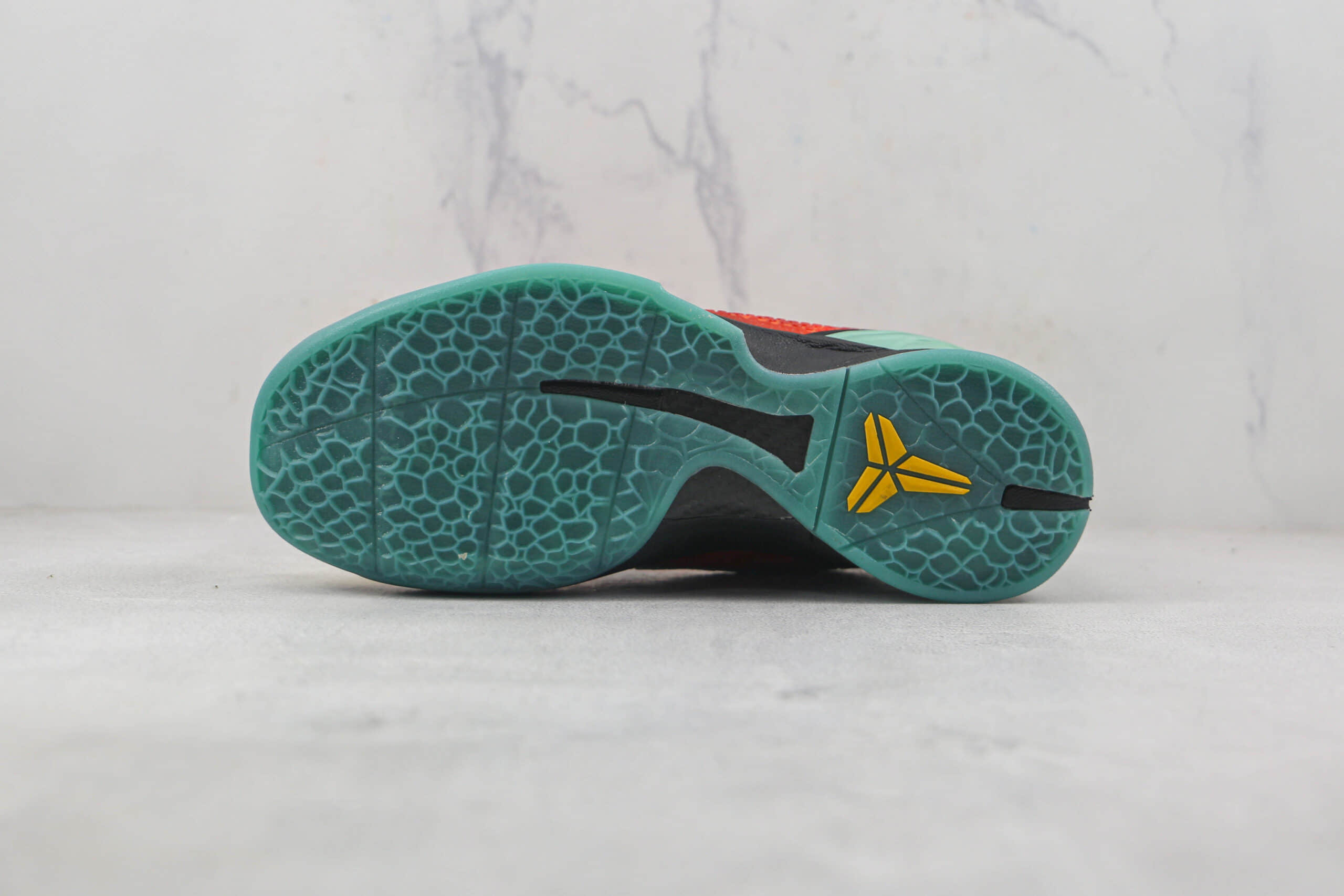 耐克Nike Zoom Kobe VI莆田纯原复刻版本科比6代火焰橙红波点鱼鳞纹配色篮球鞋支持实战 货号:CW2190-800