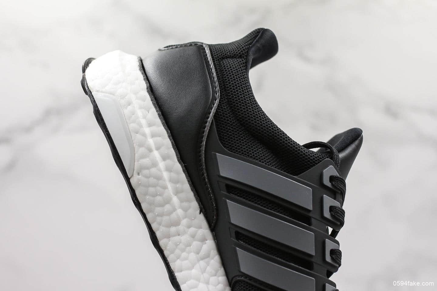 阿迪达斯NEIGHBORHOOD x adidas UltraBOOST Black White 1.0初代爆米花百搭高弹透气飞织慢跑鞋公司级版本高品质 货号:EG7649