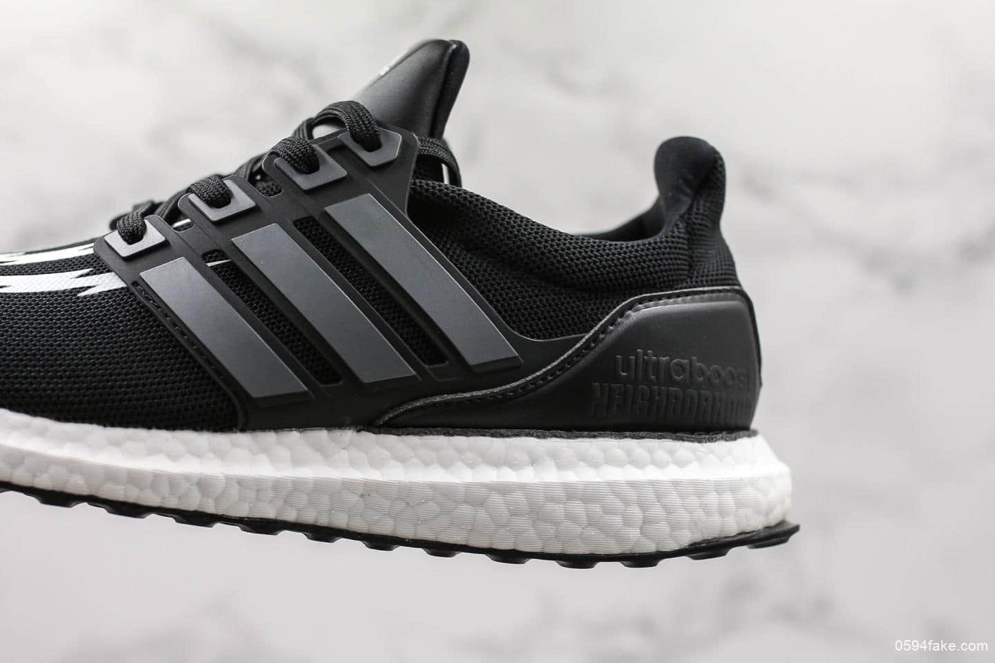 阿迪达斯NEIGHBORHOOD x adidas UltraBOOST Black White 1.0初代爆米花百搭高弹透气飞织慢跑鞋公司级版本高品质 货号:EG7649