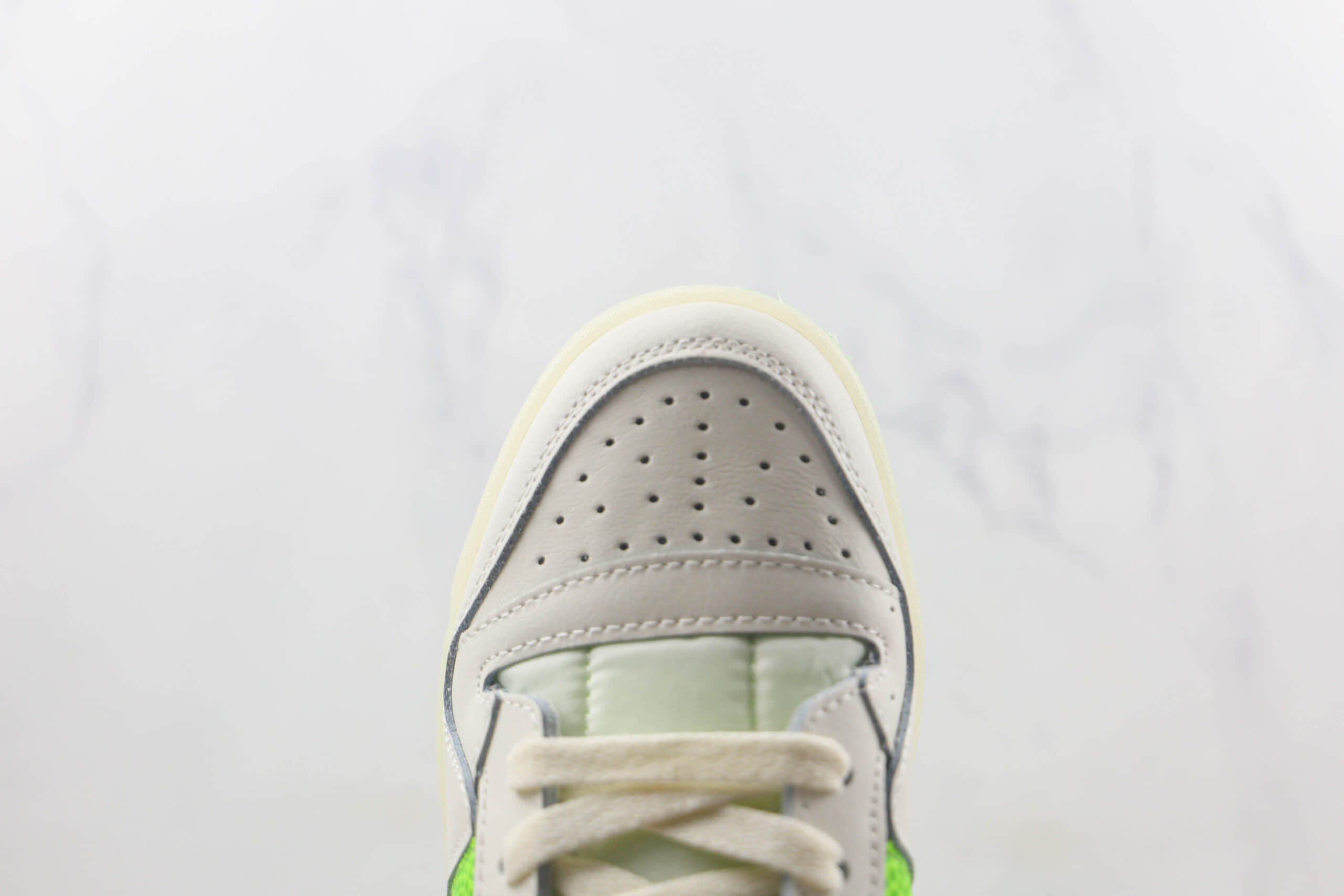 阿迪达斯Adidas originals Forum 84 low莆田纯原复刻版本Forum84魔术贴白绿色复古板鞋原楦头纸板打造 货号:FY8018
