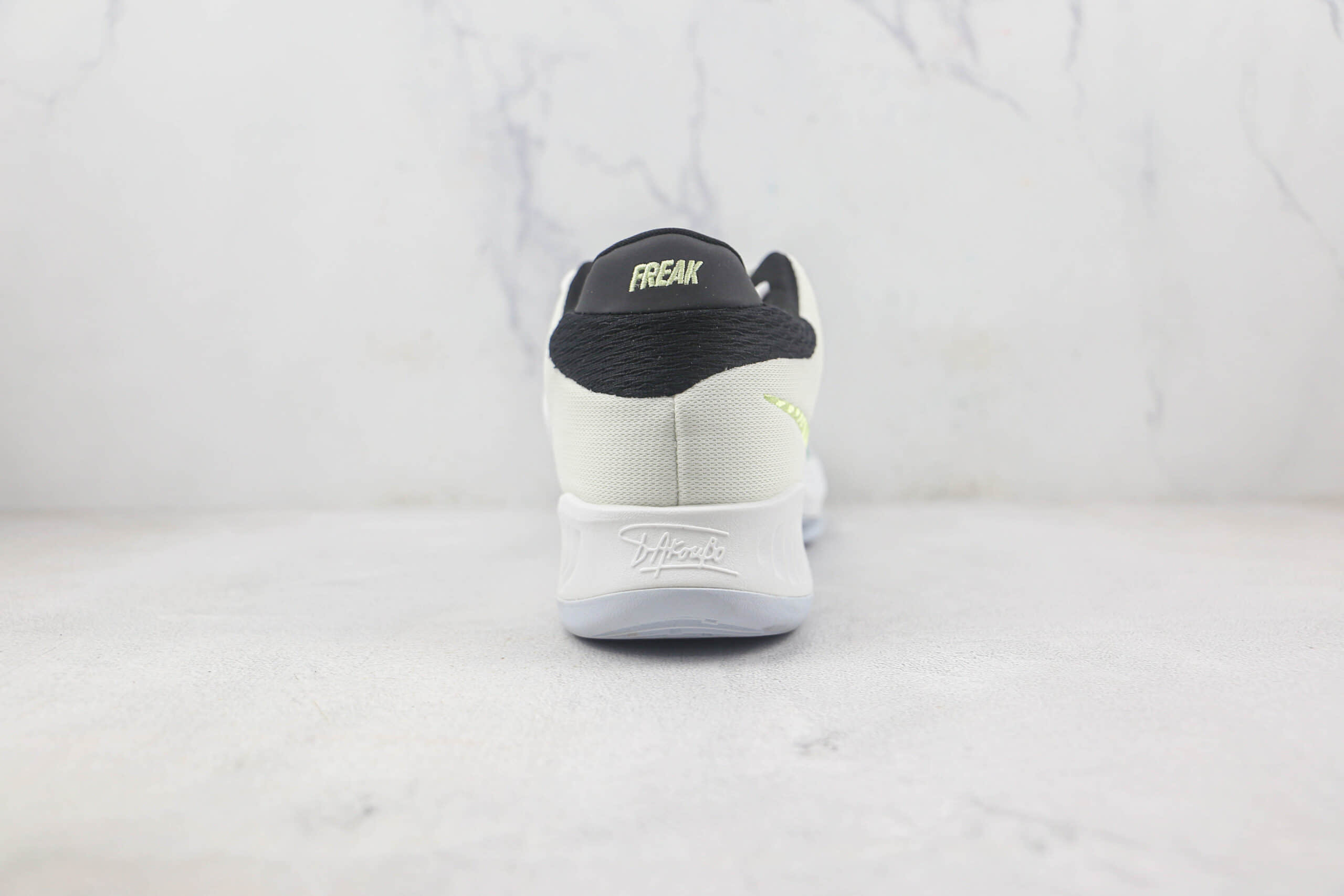 耐克Nike Zoom Freak 4 EP莆田纯原复刻版本字母哥4代实战篮球鞋原楦头纸板打造 货号:DJ6149-100