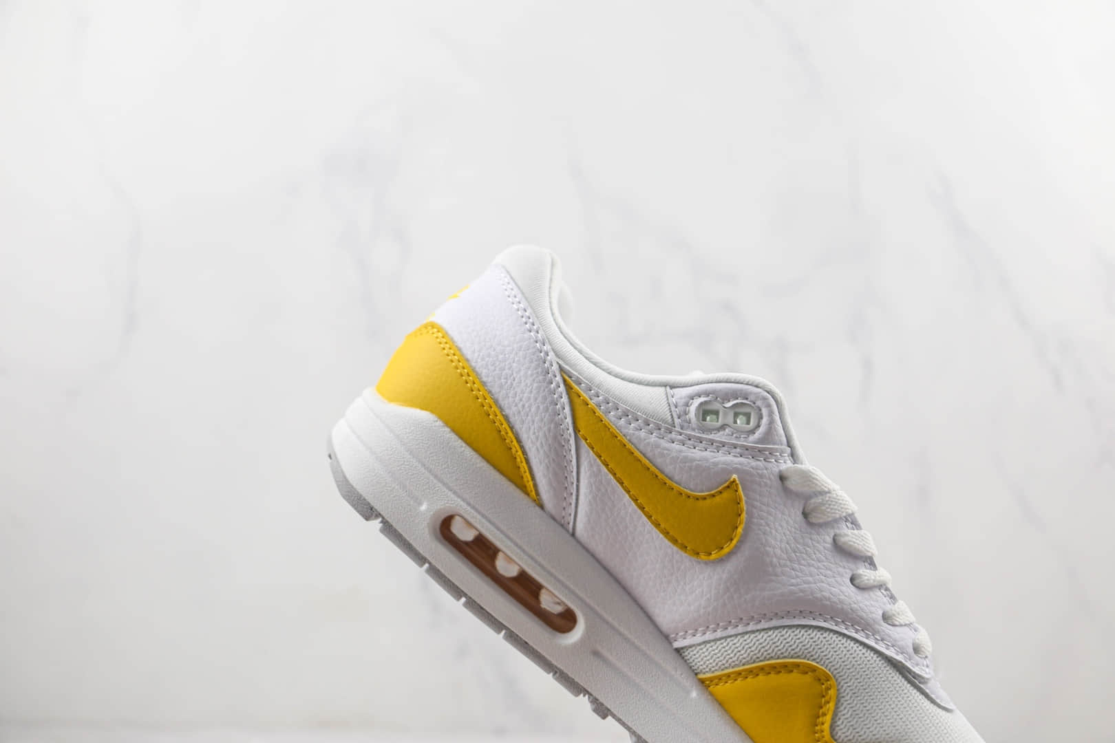 耐克Nike Air Max 1 S莆田纯原复刻版本Max1灰白敏感内容气垫鞋原档案数据开发 货号：DX2954-001