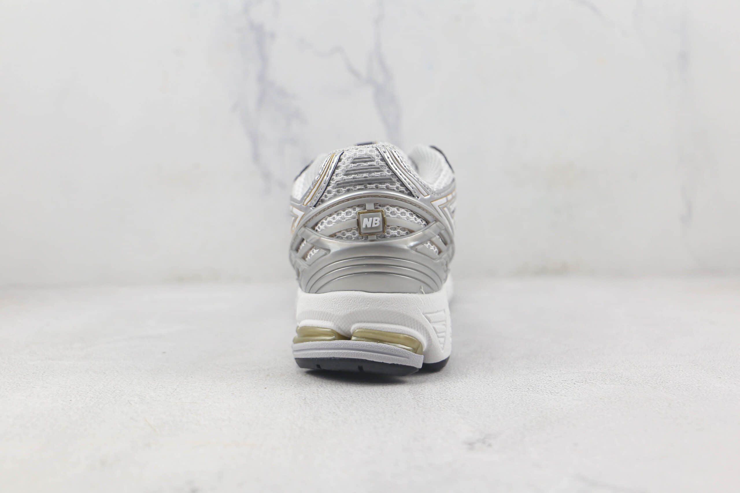 新百伦New Balance 1906莆田纯原复刻版本NB1906白银色复古老爹鞋原鞋开模一比一打造 货号:M1906RI