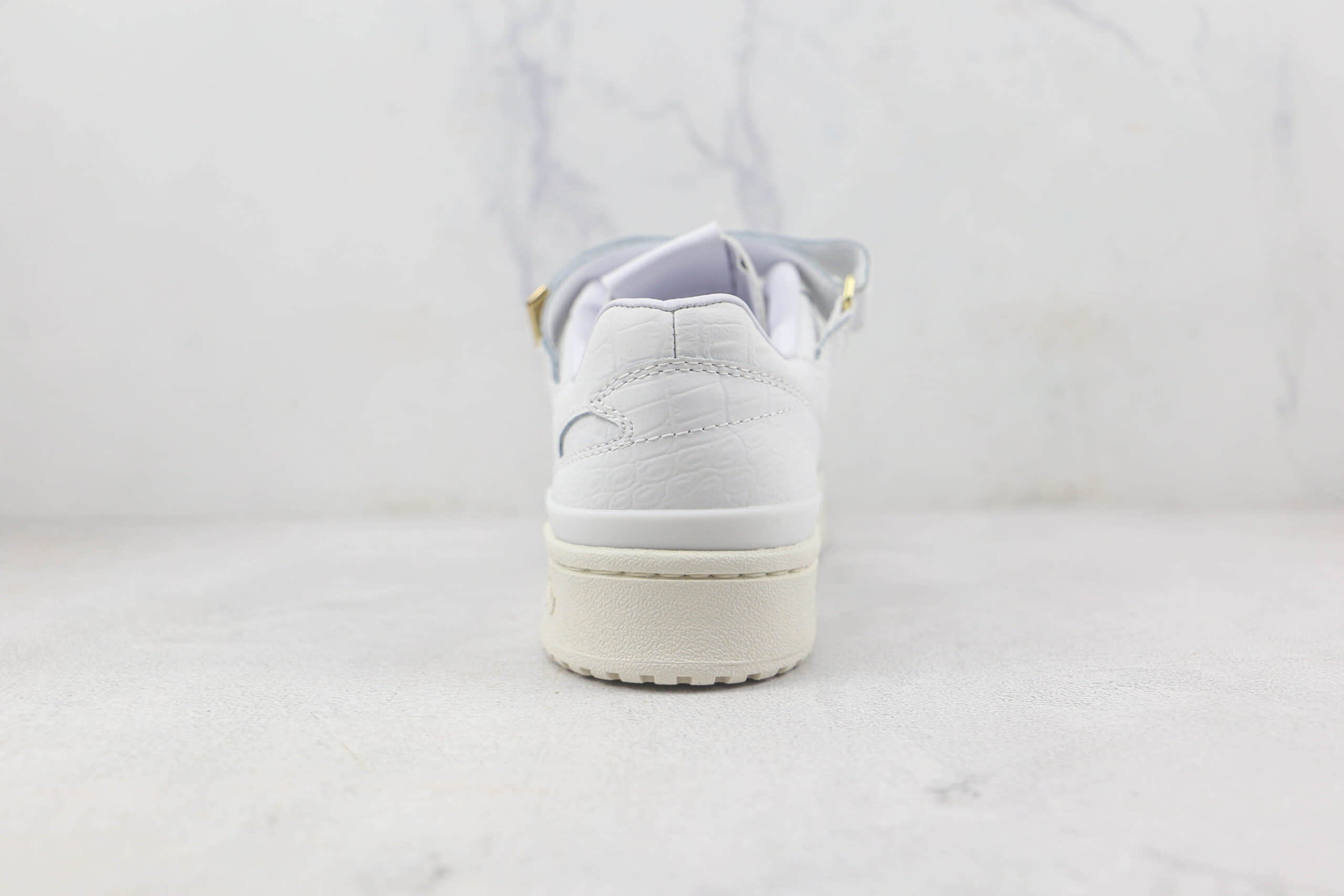 阿迪达斯Adidas originals Forum 84 low莆田纯原复刻版本Forum84白蛇纹复古板鞋原楦头纸板打造 货号:HP5551
