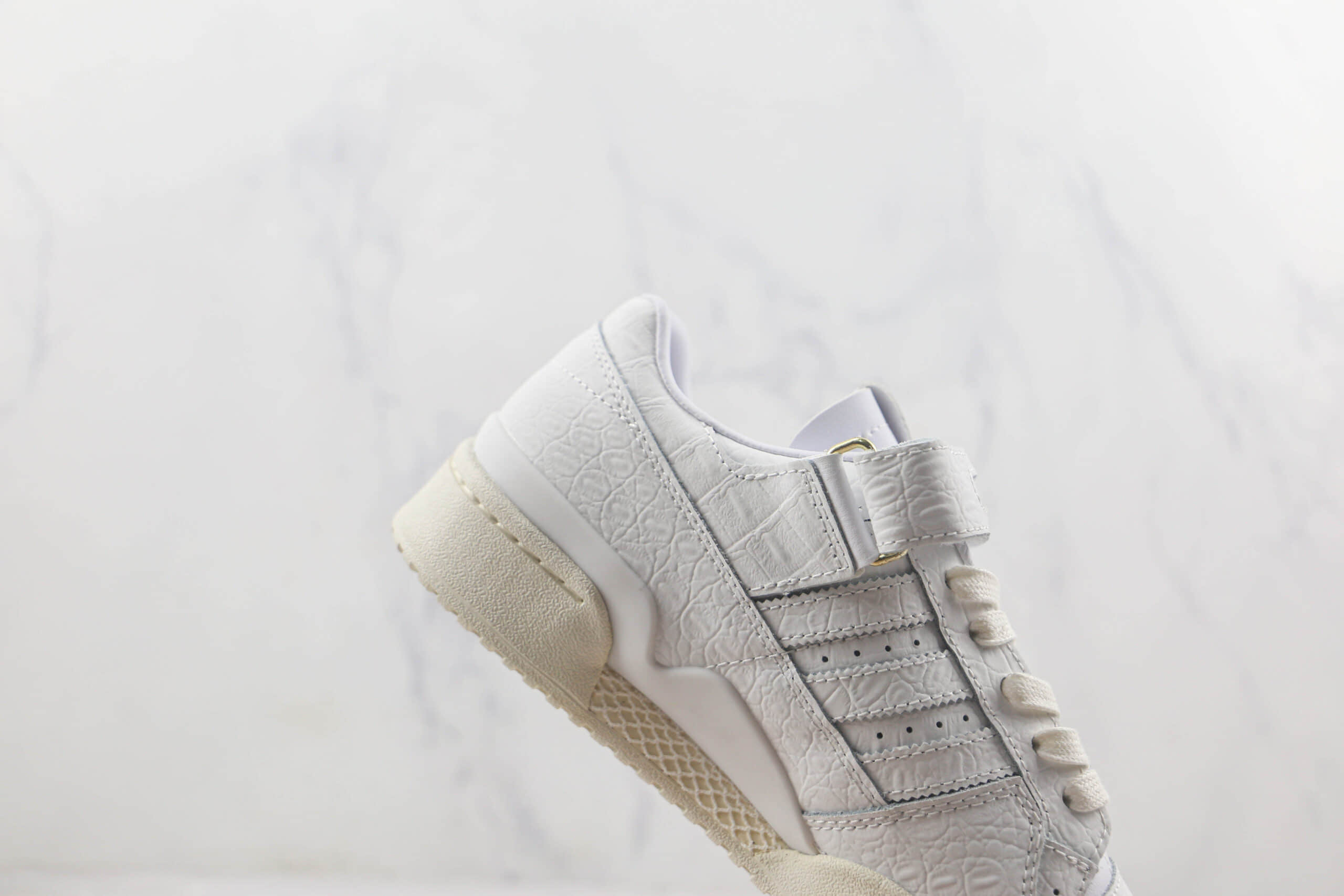 阿迪达斯Adidas originals Forum 84 low莆田纯原复刻版本Forum84白蛇纹复古板鞋原楦头纸板打造 货号:HP5551