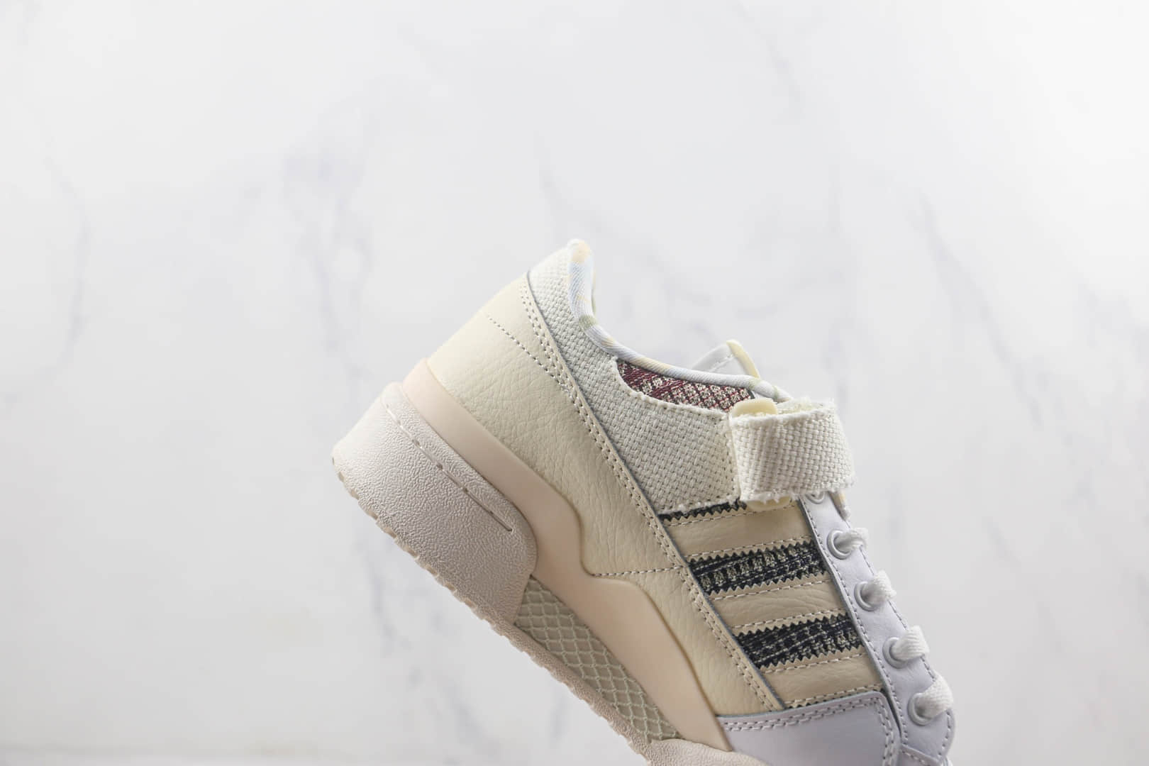阿迪达斯Adidas originals Forum 84 low莆田纯原复刻版本麻布白敏感内容复古板鞋原盒原标 货号：GX2174