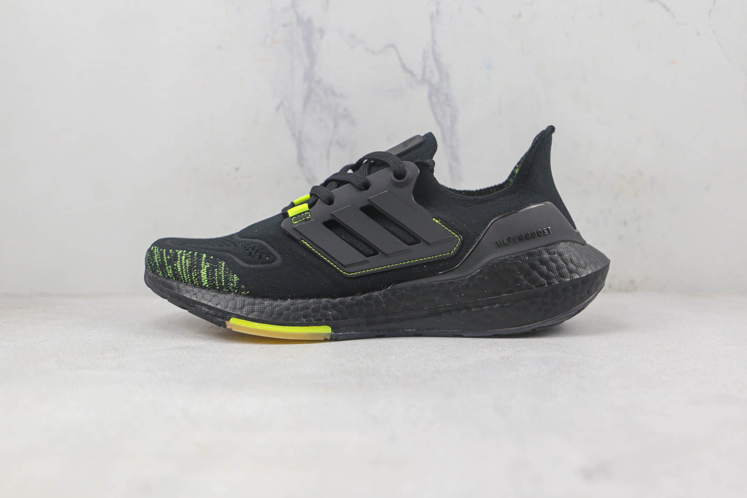 阿迪达斯Adidas Ultra Boost 22 Consortium莆田纯原复刻版本UB8.0黑绿敏感内容爆米花跑鞋原楦头纸板打造 (ID:88871) - 图片1
