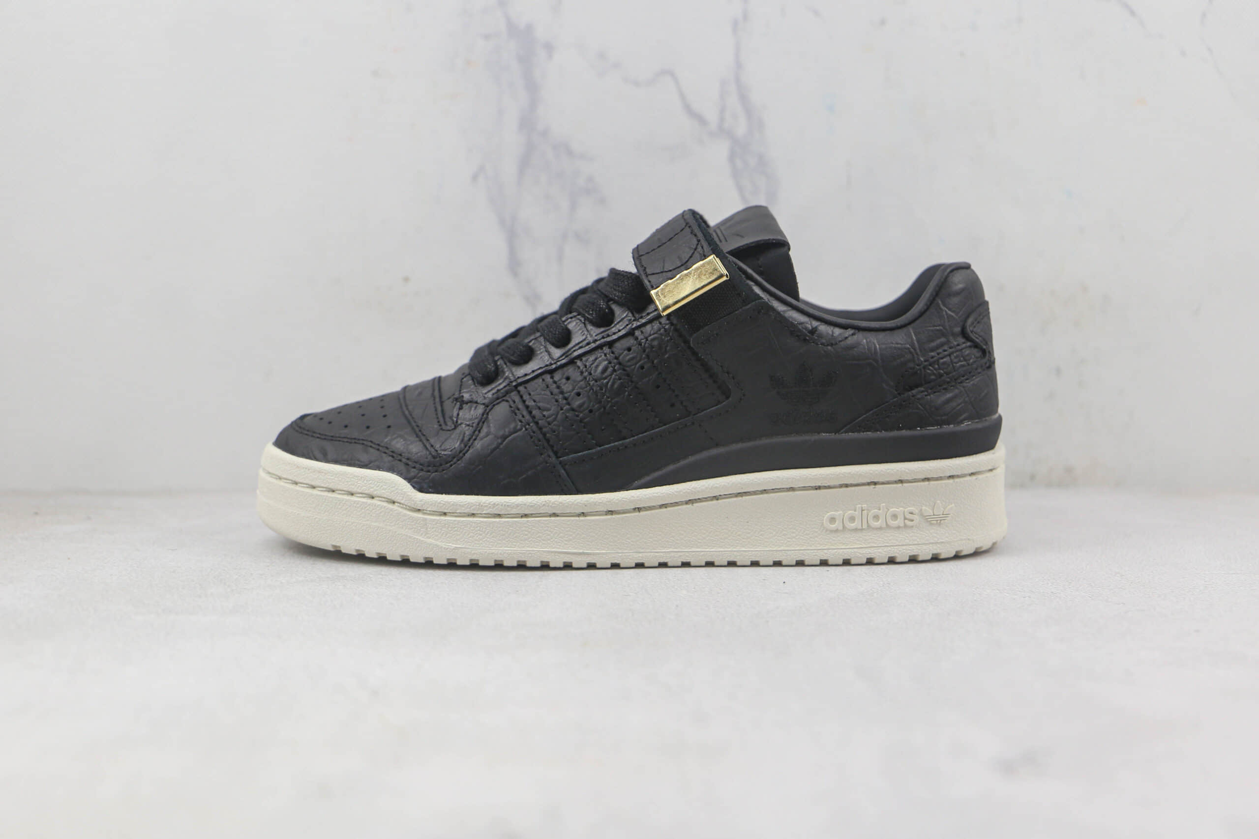 阿迪达斯Adidas originals Forum 84 low莆田纯原复刻版本Forum84黑蛇纹复古板鞋原楦头纸板打造 货号:HP5550