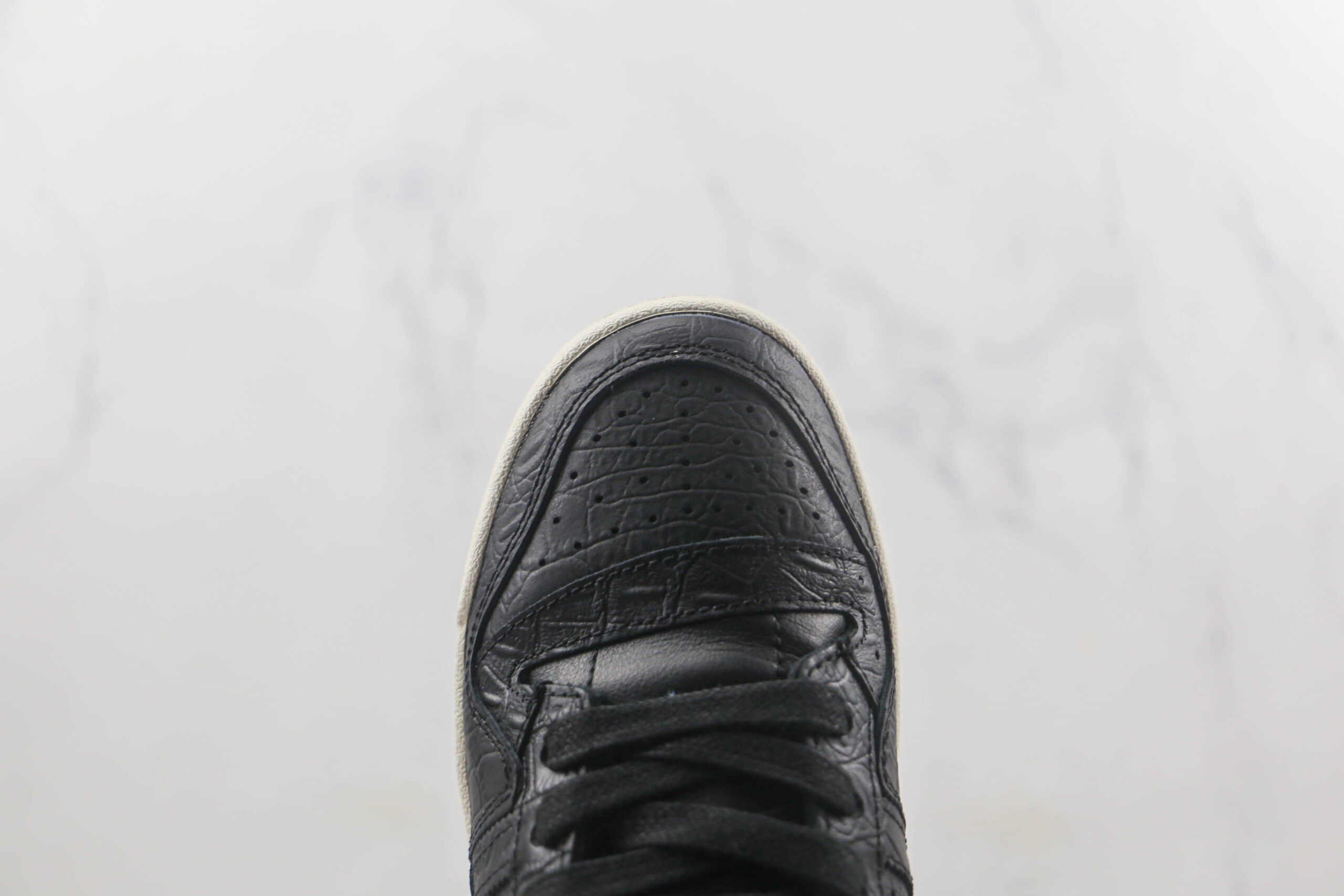 阿迪达斯Adidas originals Forum 84 low莆田纯原复刻版本Forum84黑蛇纹复古板鞋原楦头纸板打造 货号:HP5550