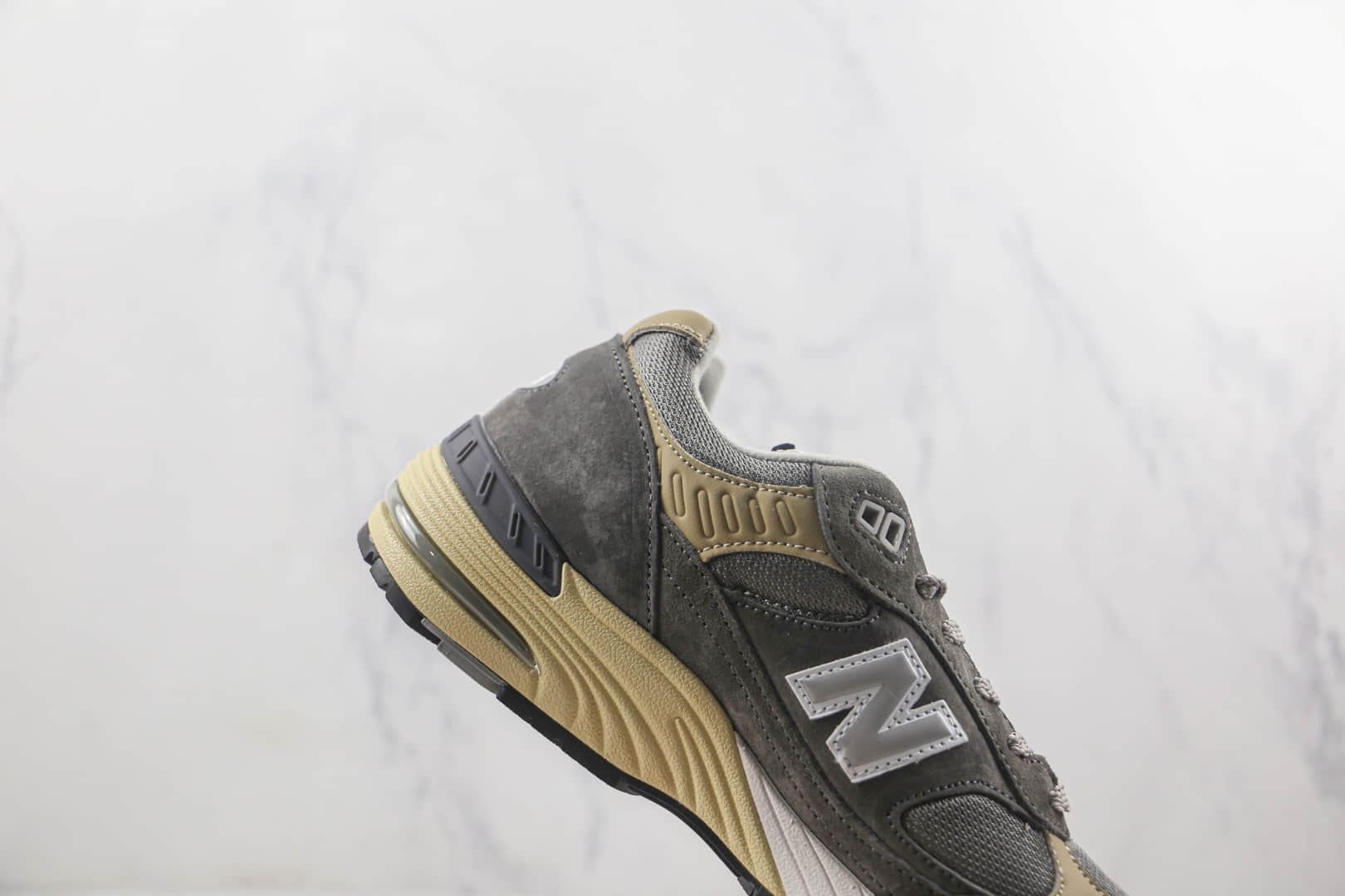 新百伦New Balance x Dover Street Market联名款莆田纯原复刻版本NB991麂皮鼠深灰色复古老爹鞋原盒原标 货号:M991D敏感内容
