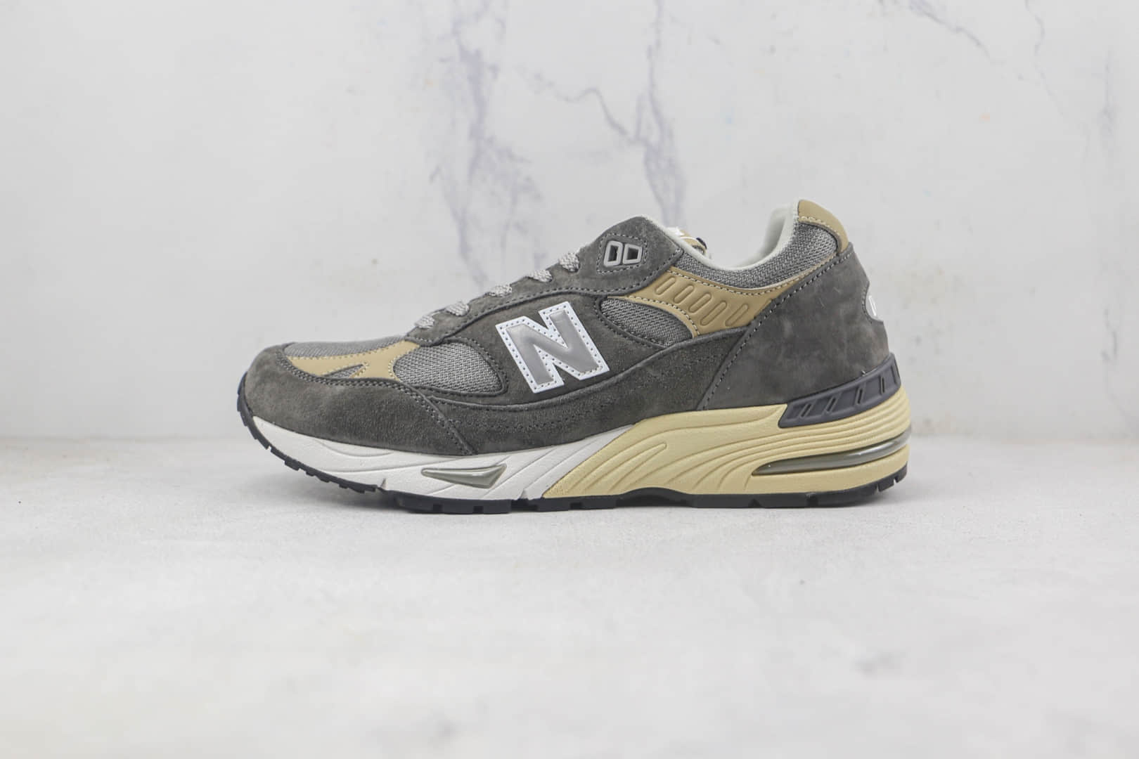 新百伦New Balance x Dover Street Market联名款莆田纯原复刻版本NB991麂皮鼠深灰色复古老爹鞋原盒原标 货号:M991D敏感内容
