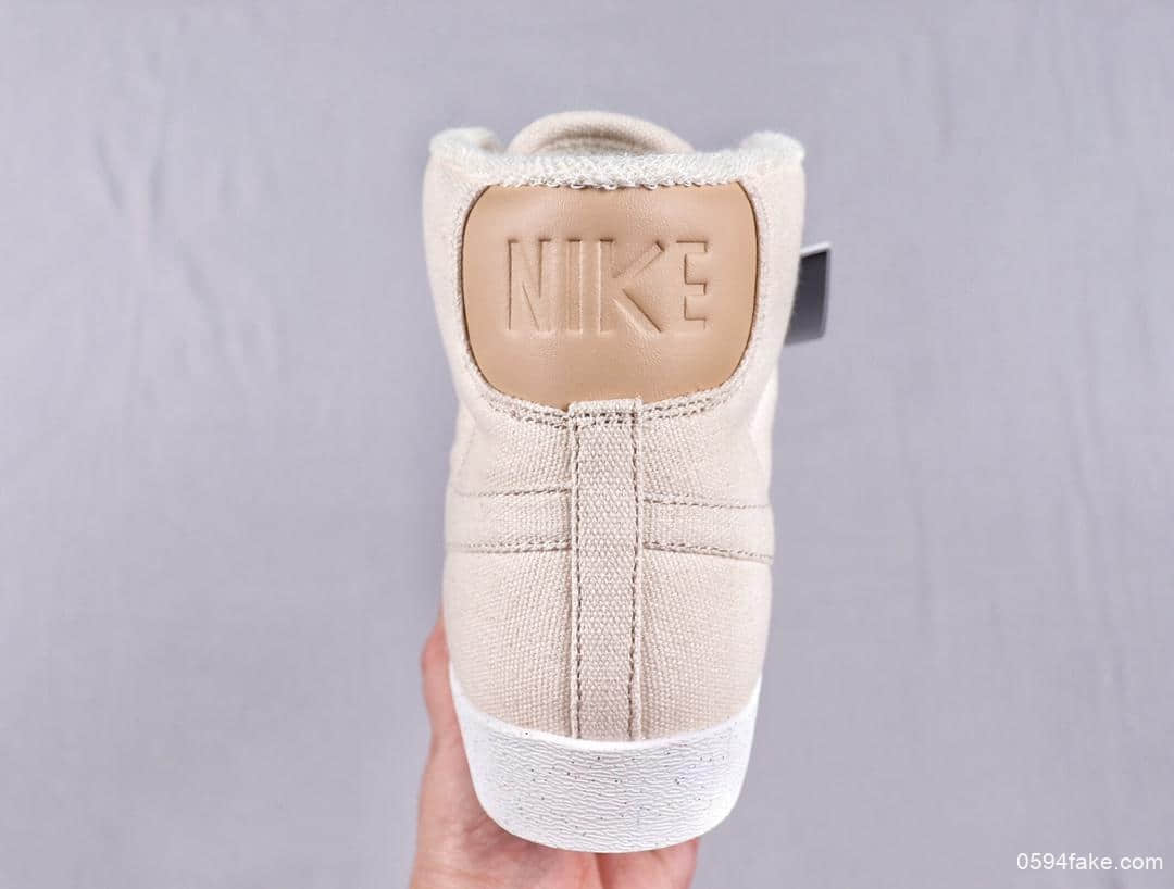 耐克Nike Blazer Mid 77 VNTG LTX公司级开拓者中帮潮流休闲帆布板鞋 货号:敏感内容8233-102