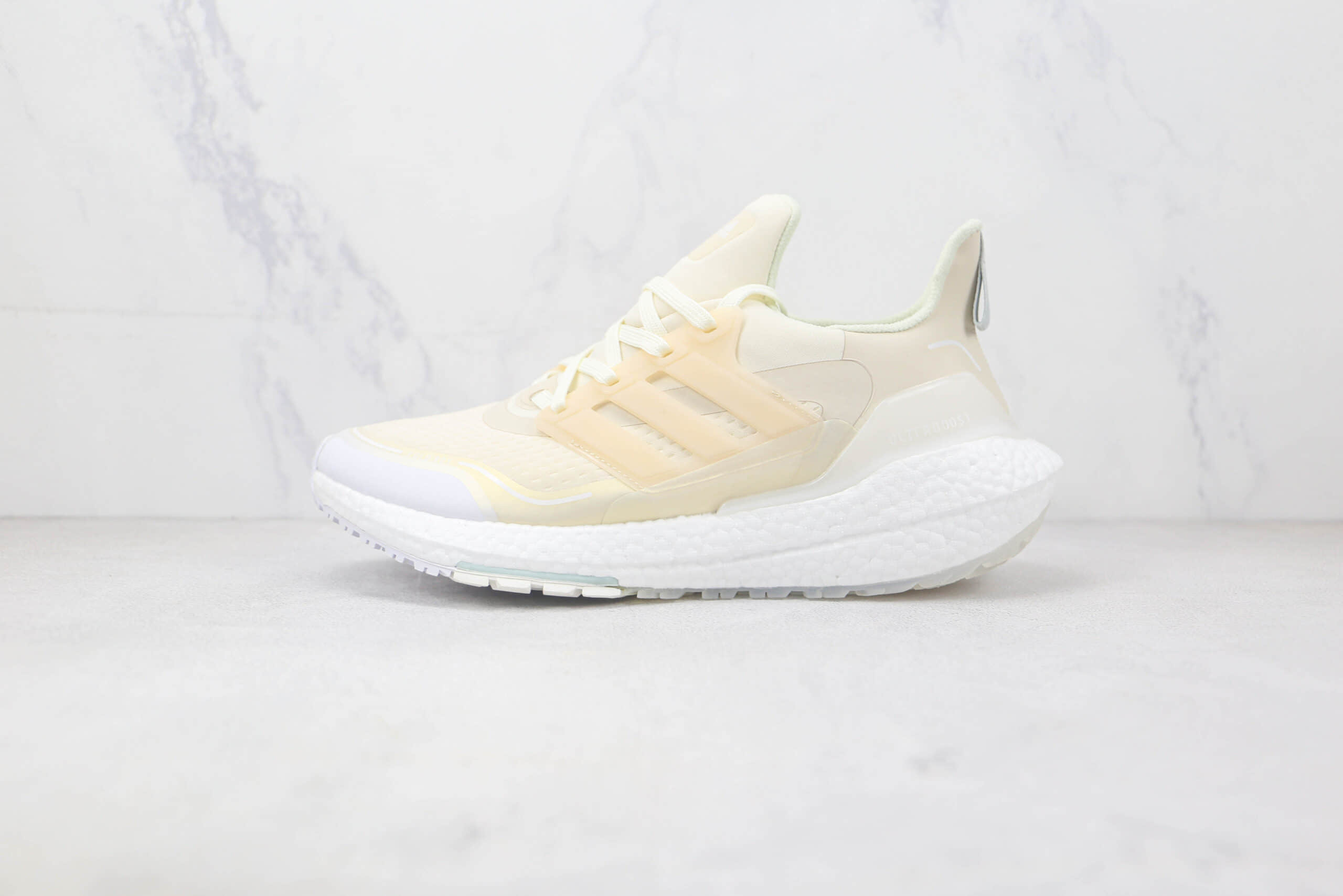 阿迪达斯adidas ultra boost 2021莆田纯原复刻版本UB7.0奶敏感内容爆米花跑鞋原档案数据开发 货号:FY3955